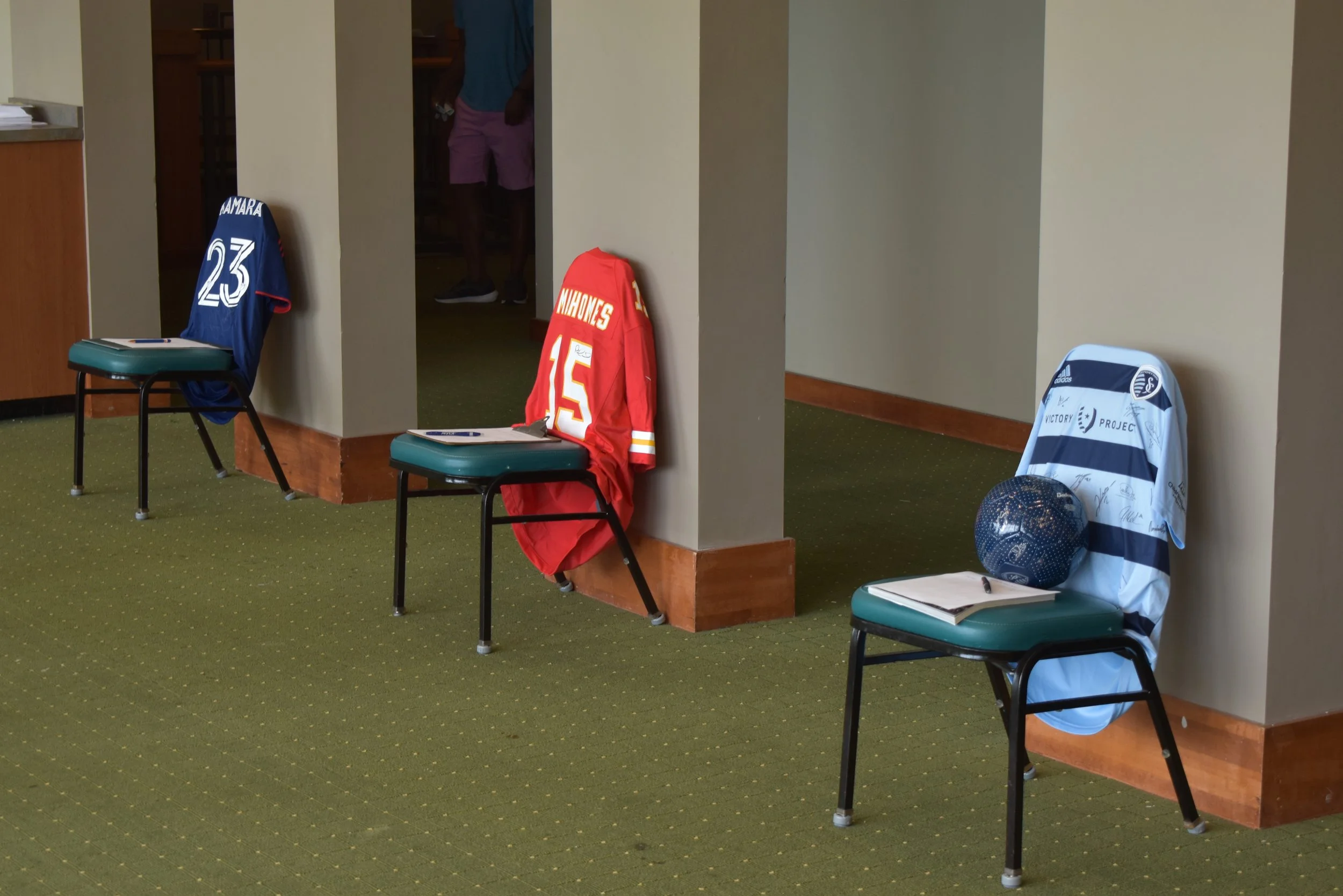 Auction Items 01.JPG