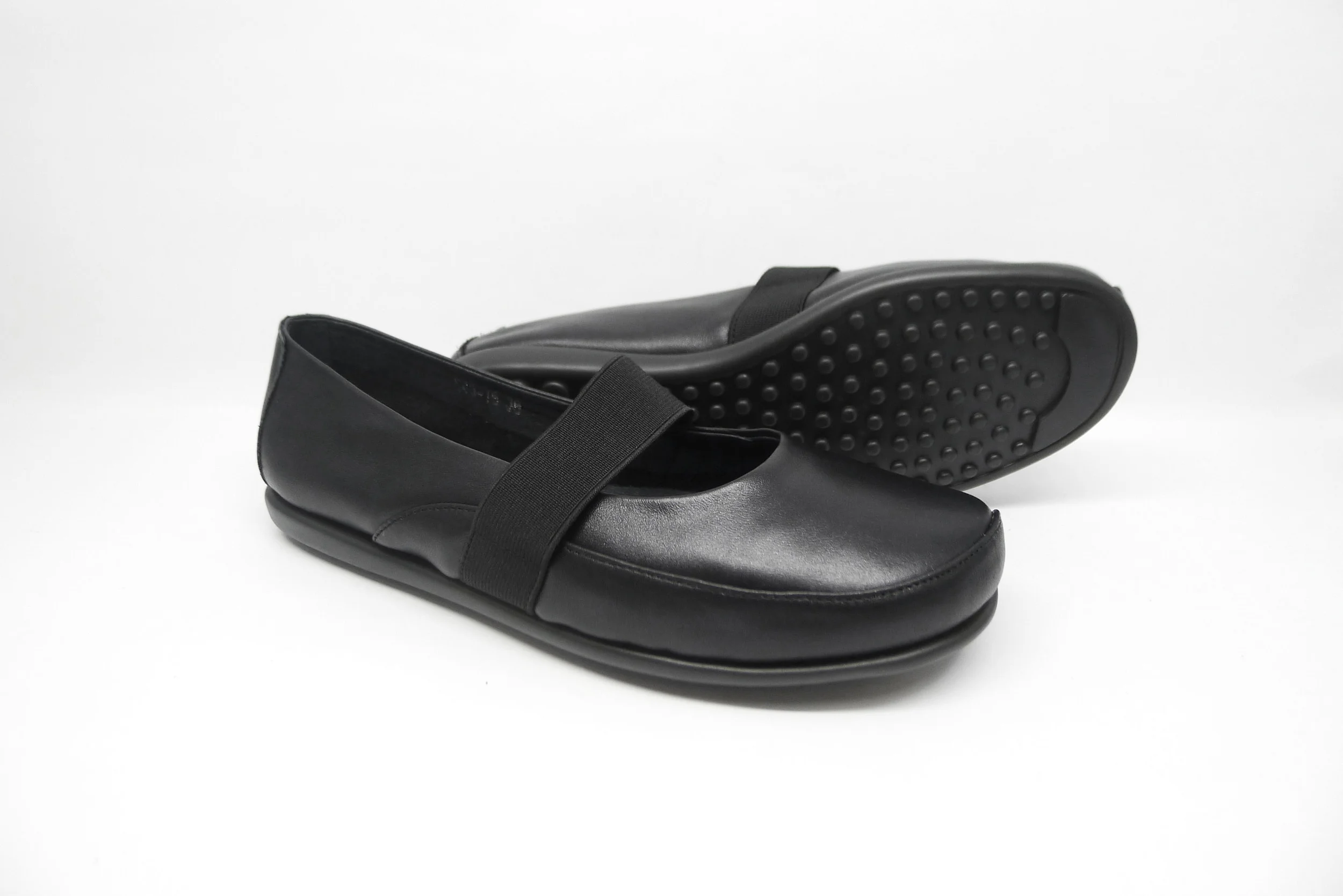 845-16-Black-1.jpg