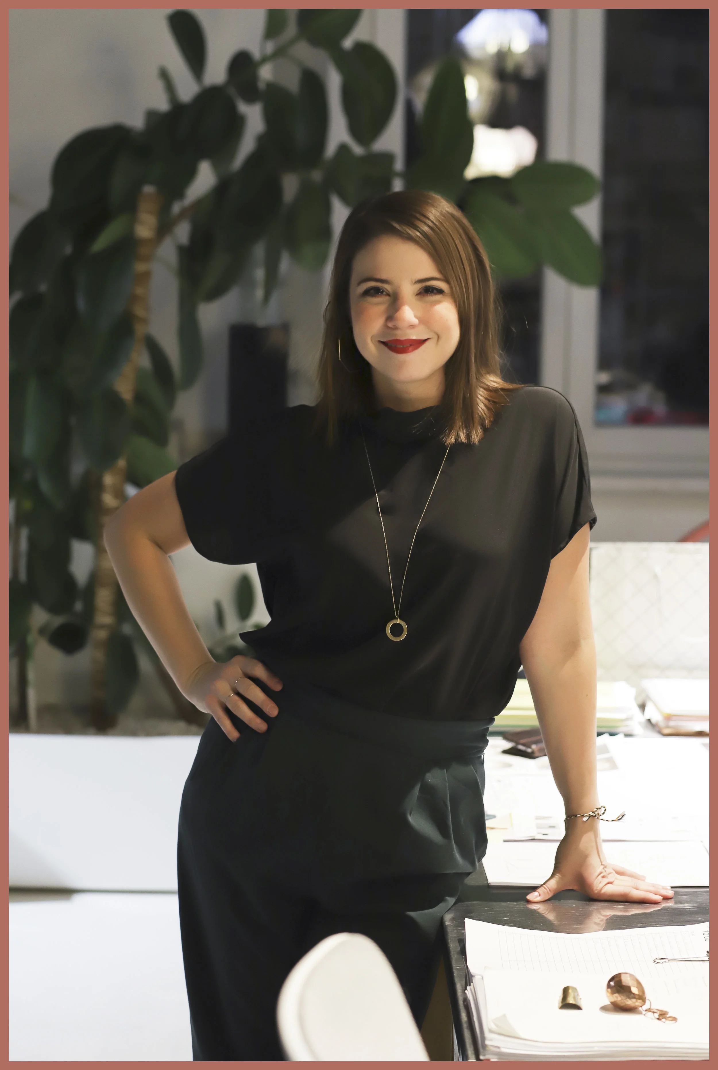 Episode 209: Finding Sisterhood Through Hard Times with Ana Pompa Alarcón Rawls of @findsisterhood