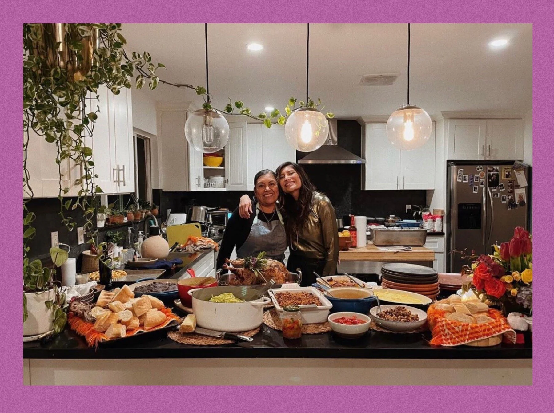 Episode 261: Keeping Up with the Super Mamas: 2020 Holidays at Home