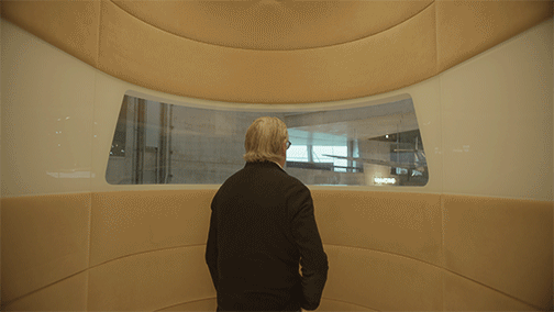 Rene-BTS-Lift-1.gif