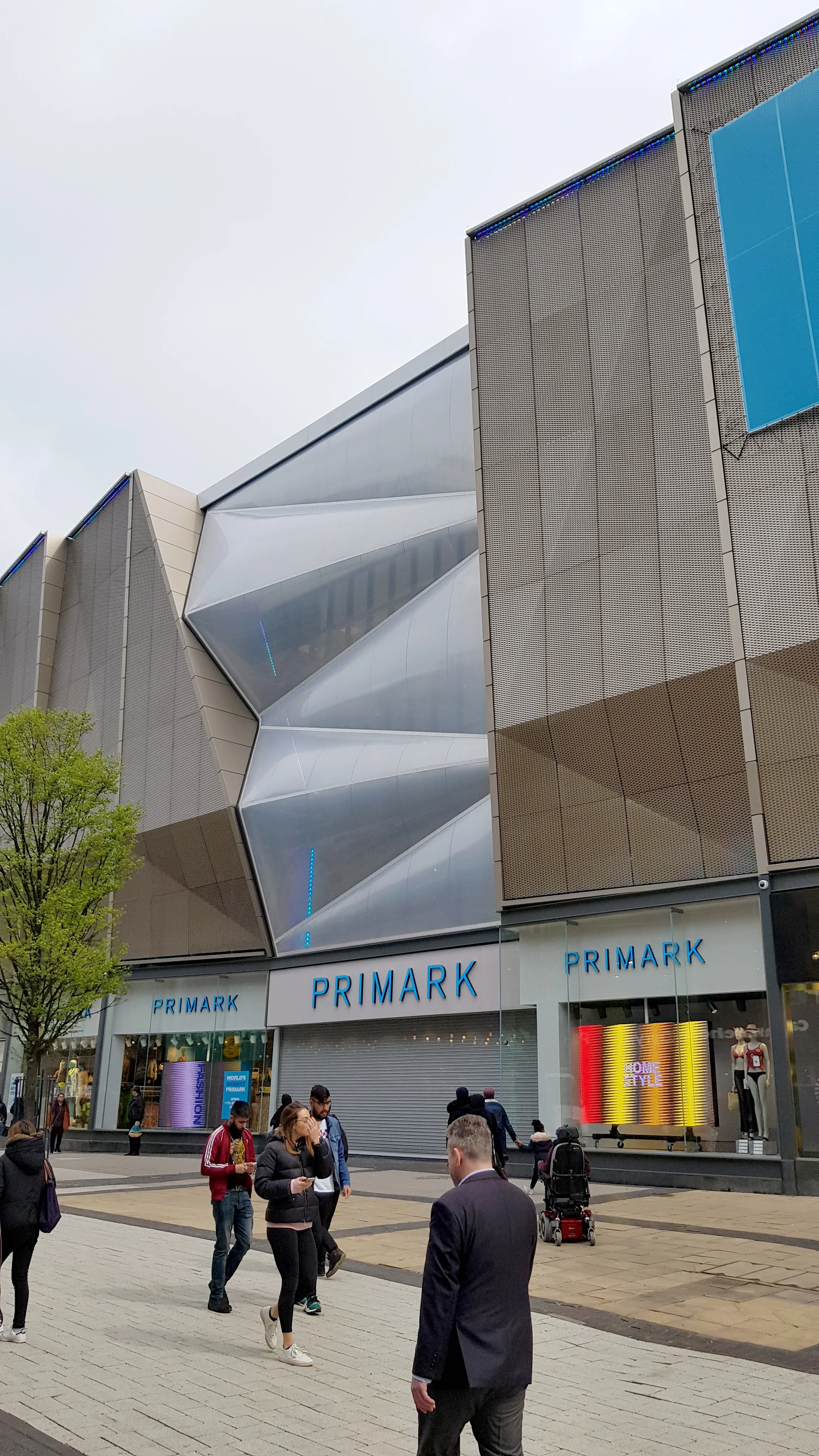 Striking entrance to the new store, LED illuminated fascia signage