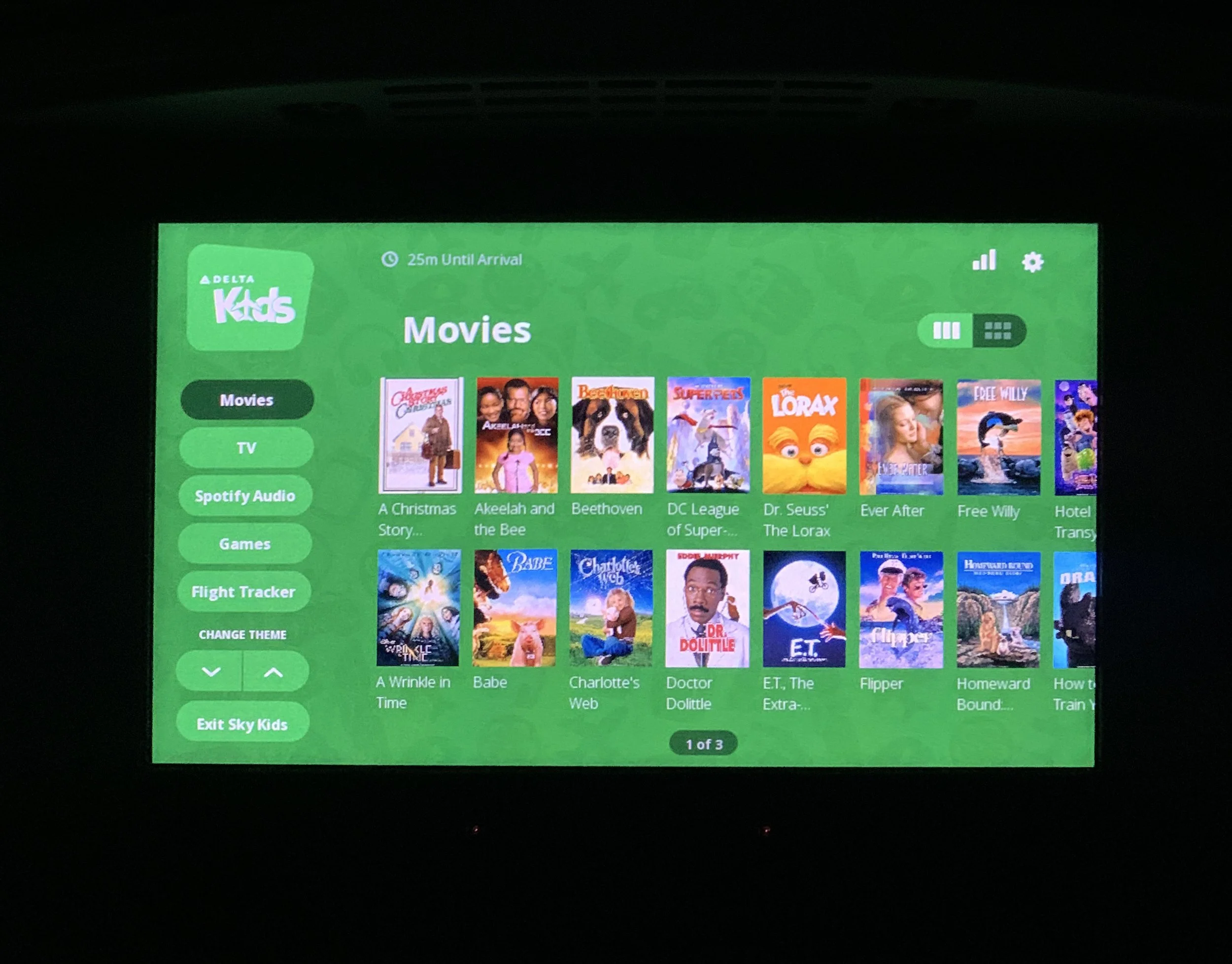 seatback screen delta kids_green.jpg