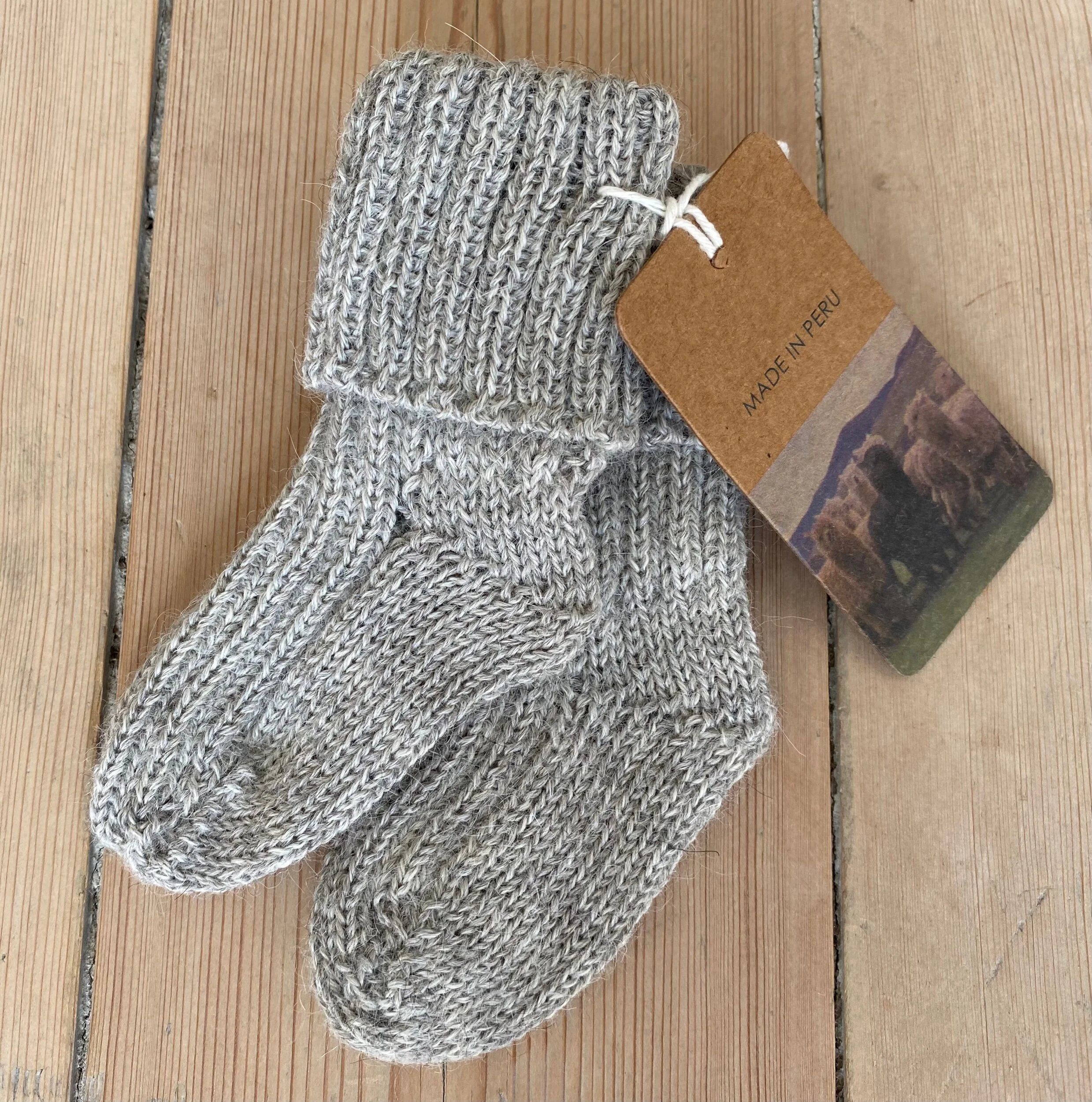 7D7E5942-25AA-425F-B30D-041606EF49FC