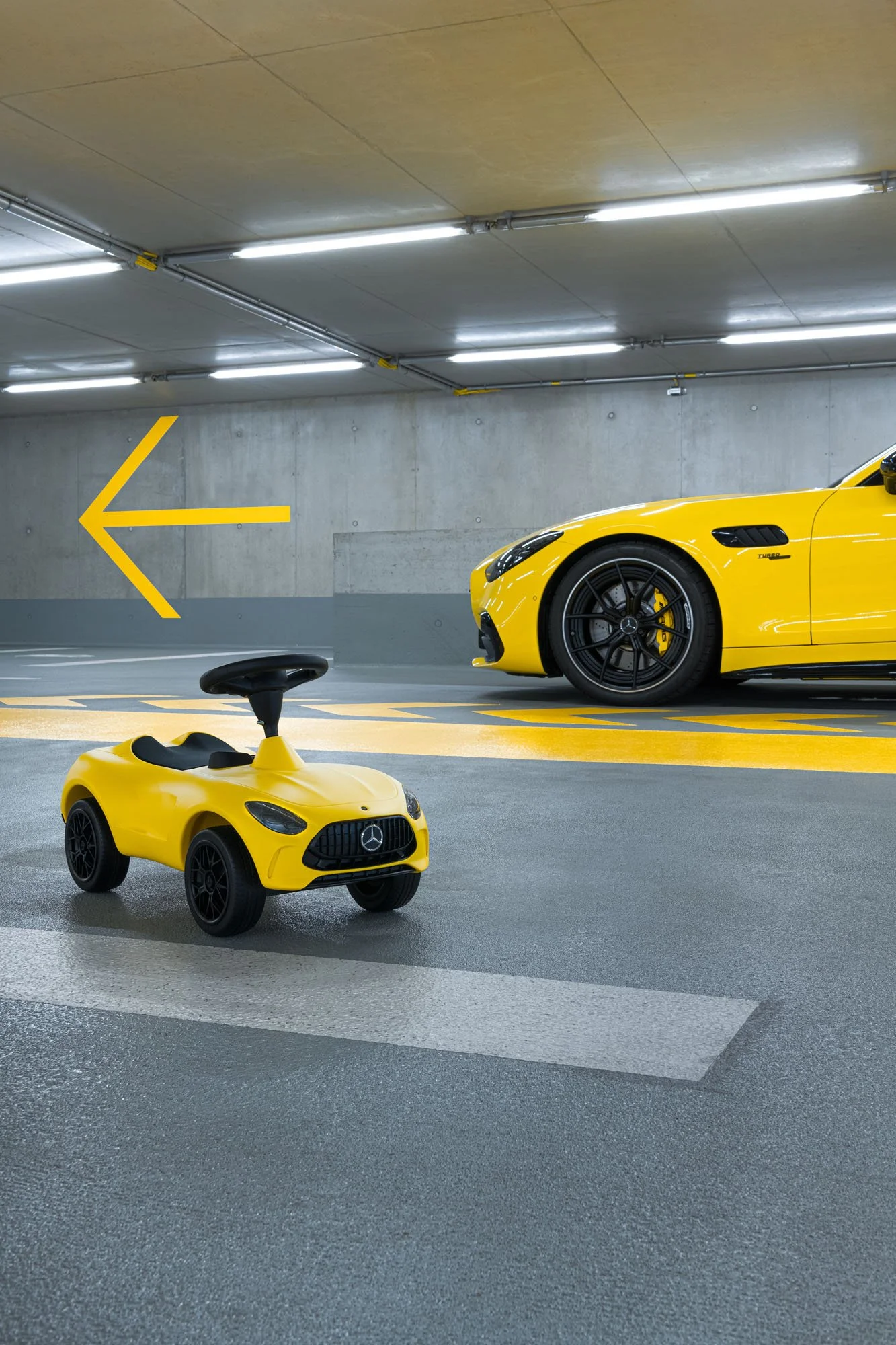 mb_amg_bobby_cars_16.jpg