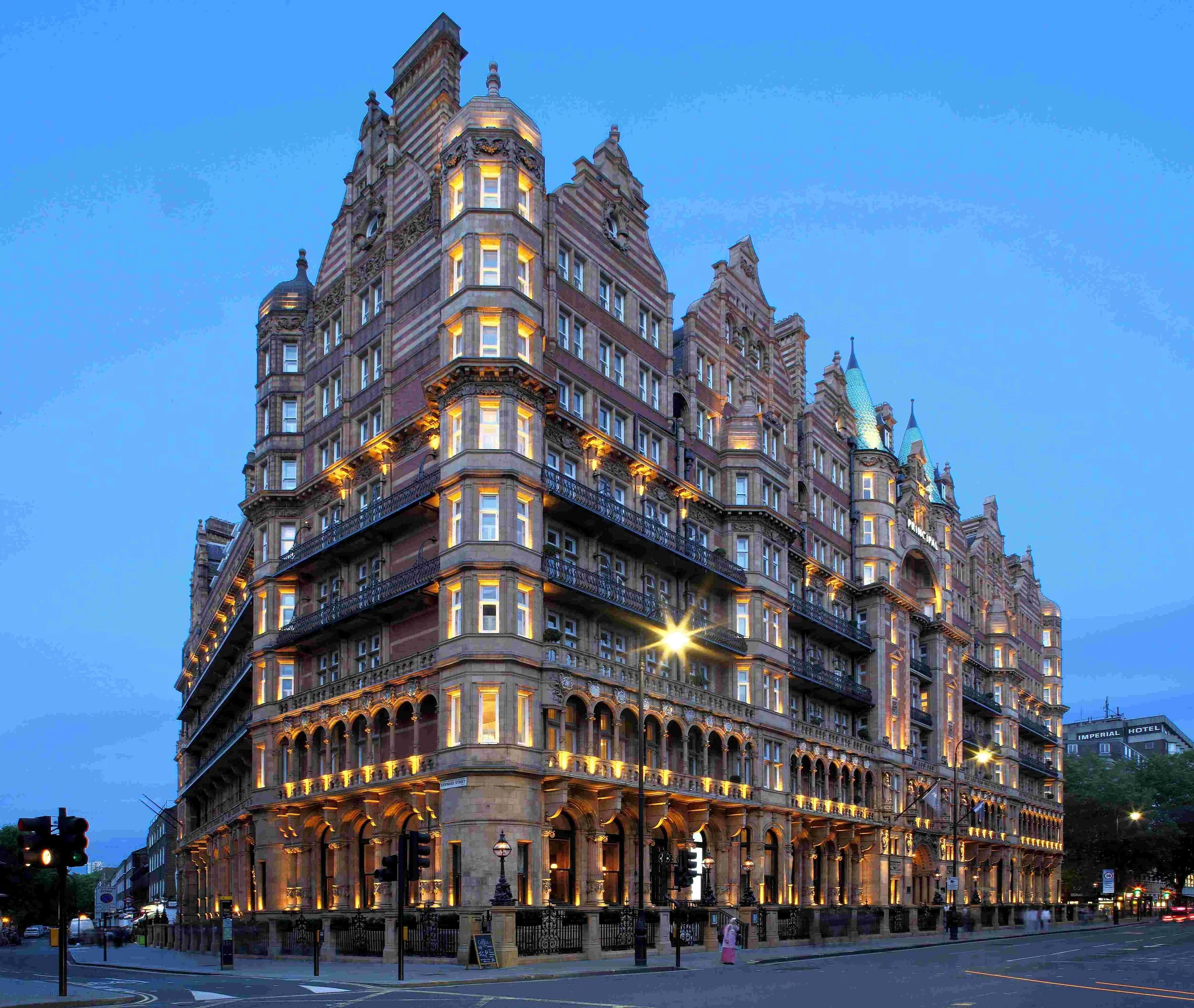 Russell Hotel 1.jpg