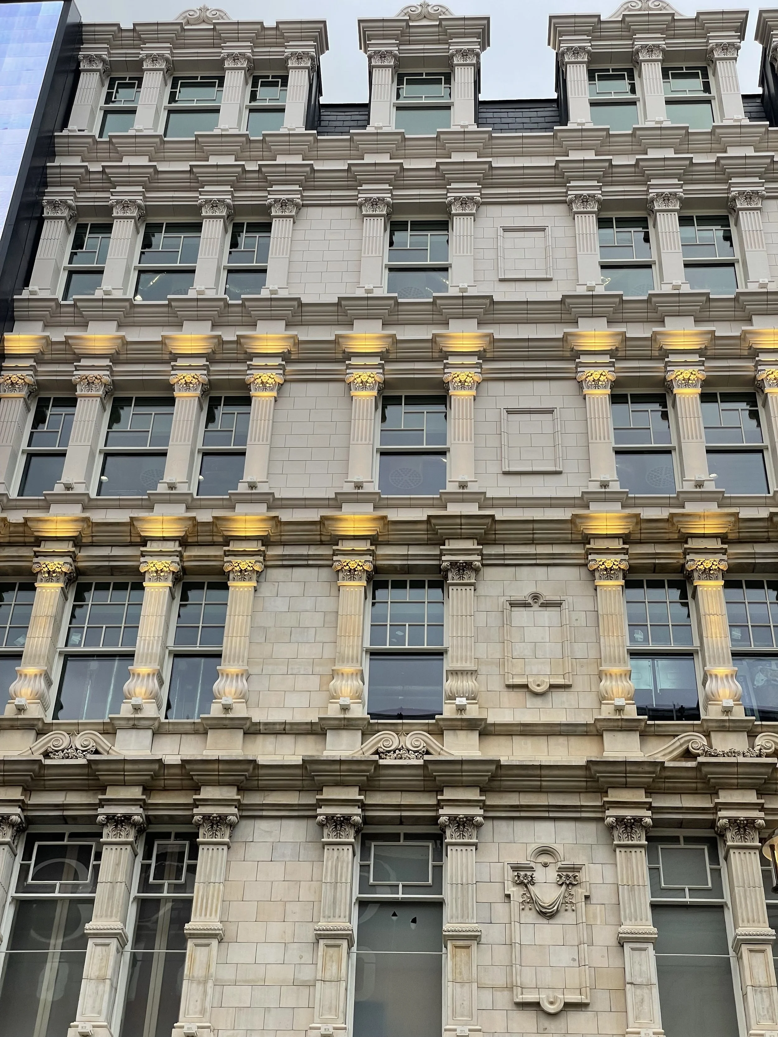 Lucent W1 Shaftsbury-02.jpg