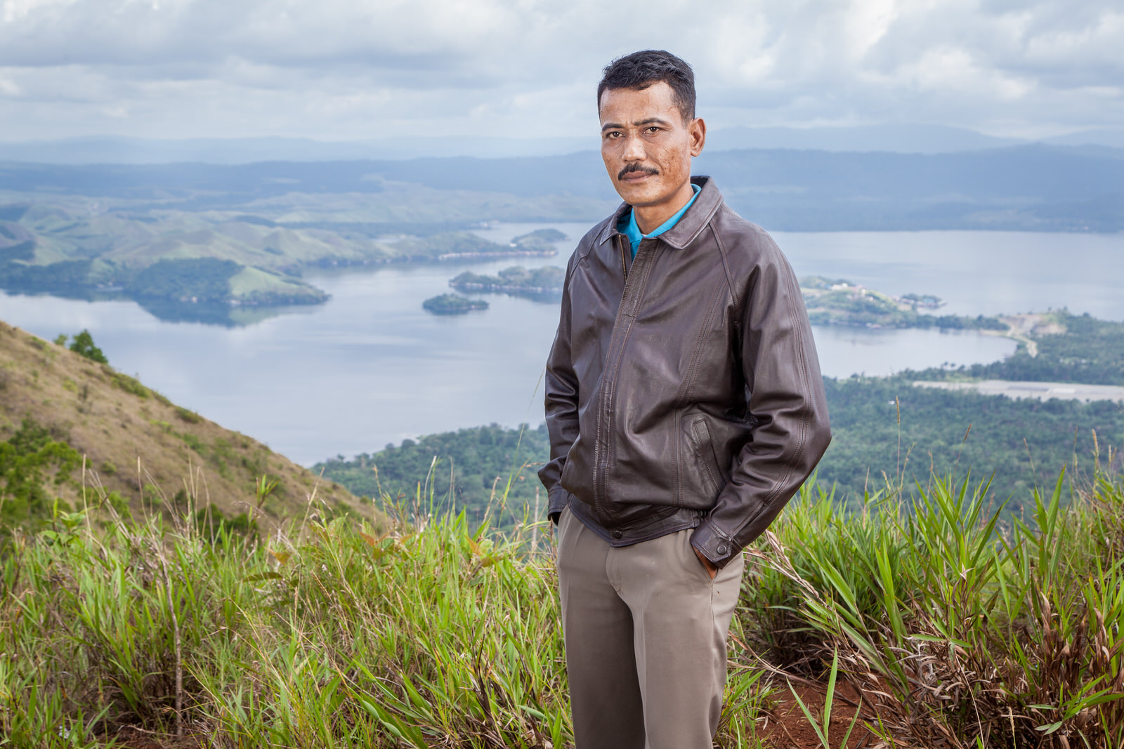 A portrait of Pak Jhon; a devoted husband, a loving father, an entrepreneur.
