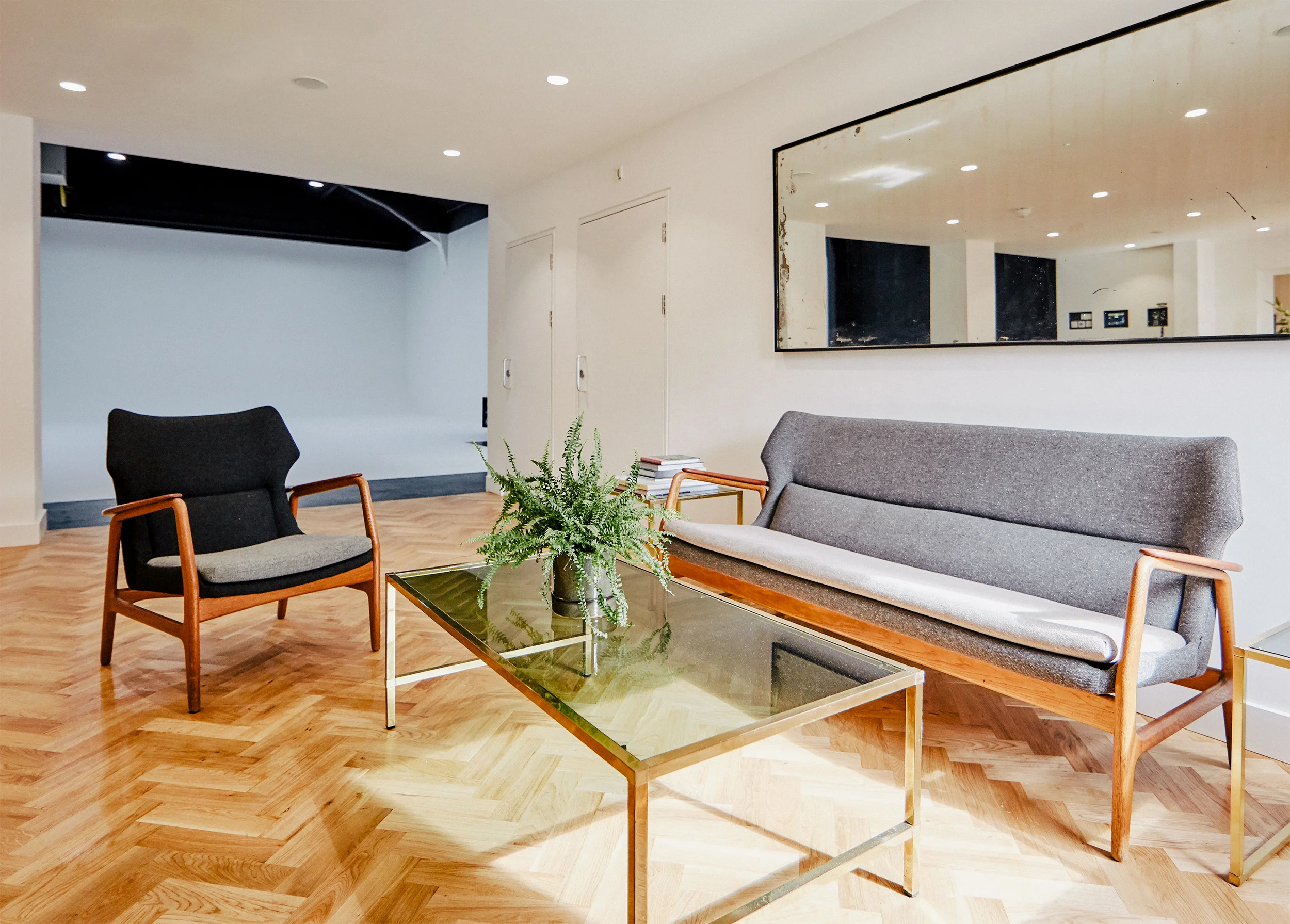 HemmingStreet_Lounge1.jpg