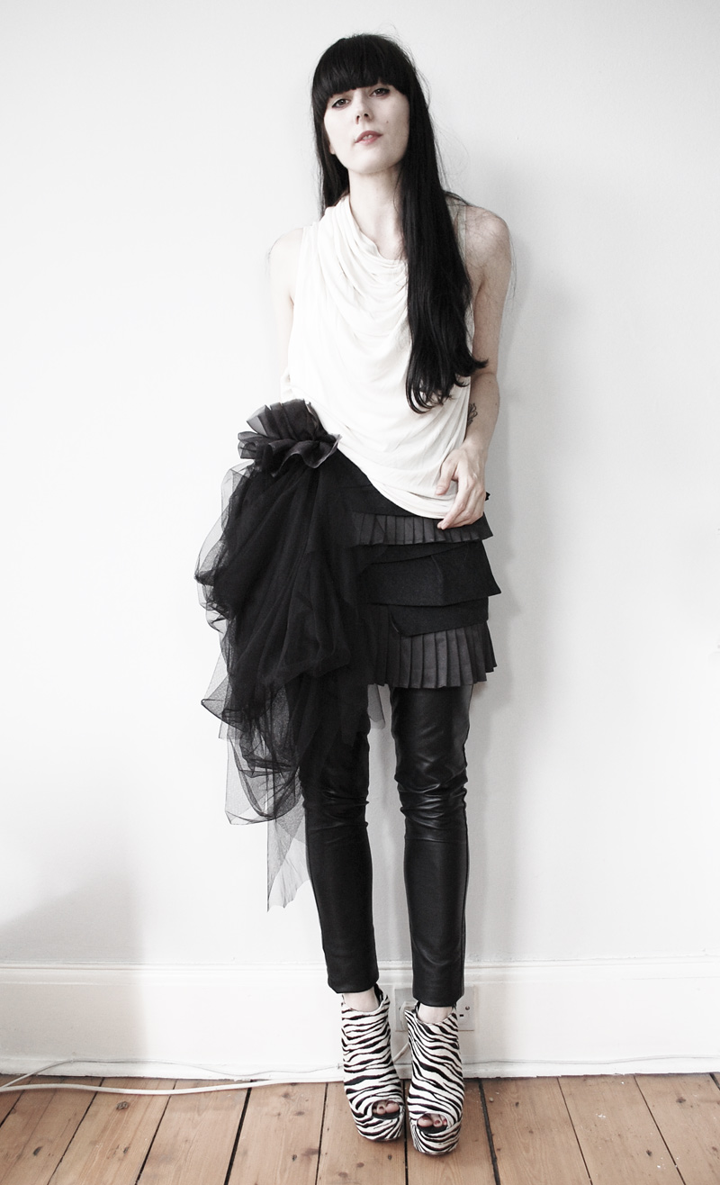 Um...tulle belt...thing