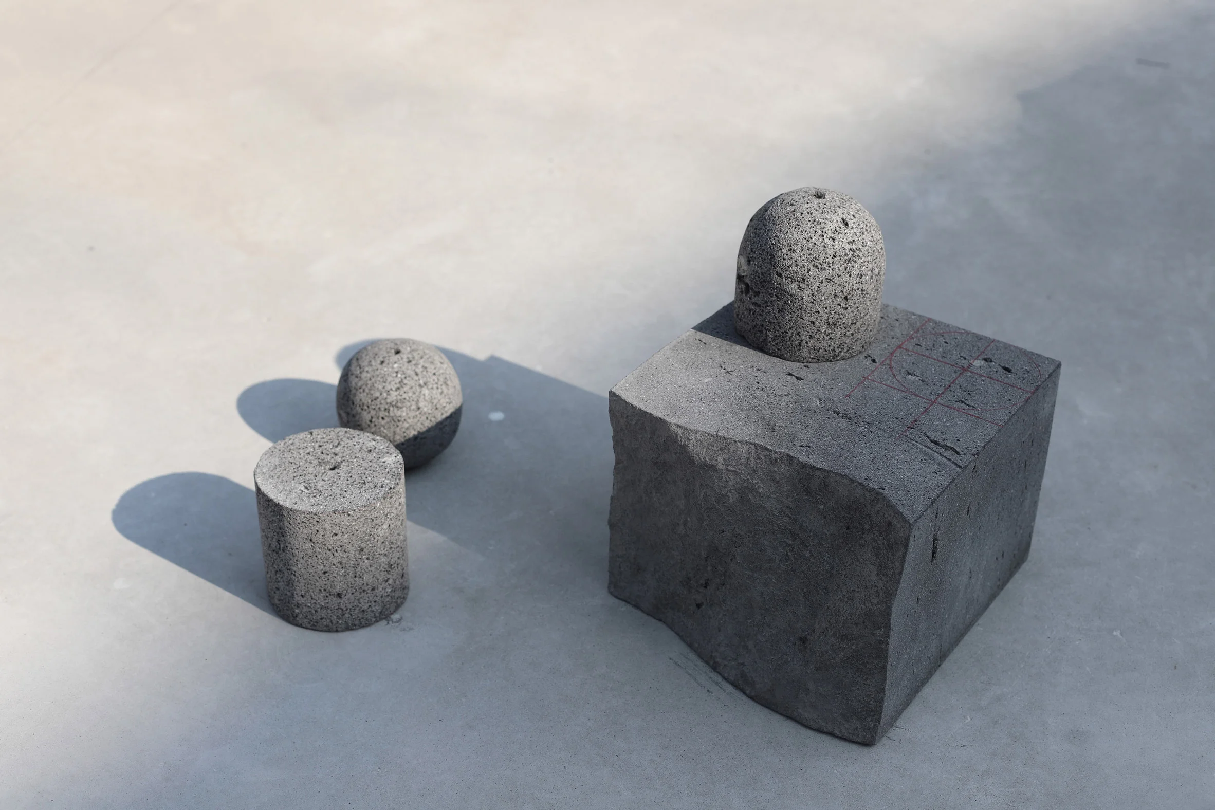 origo-lighting-collection-david-pompa-design-euroluce-milan_dezeen_2364_col_20.jpg