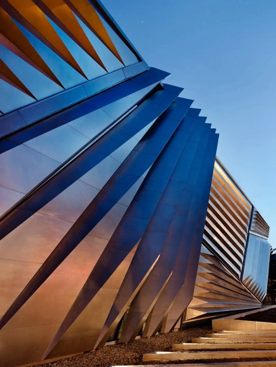 Eli-and-Edythe-Broad-Art-Museum-by-Zaha-Hadid.jpg