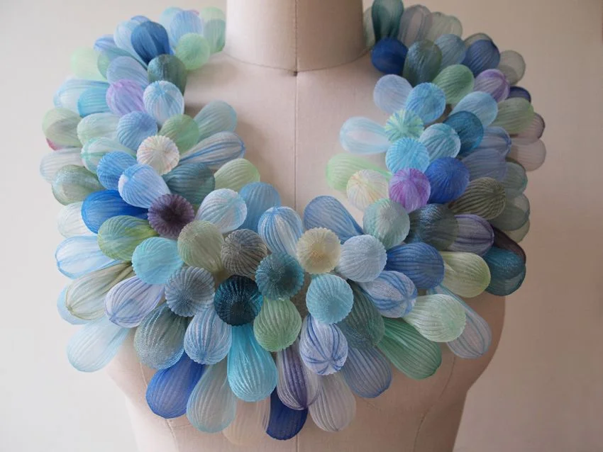 kusumotom_necklace_dropsa_032016.jpg
