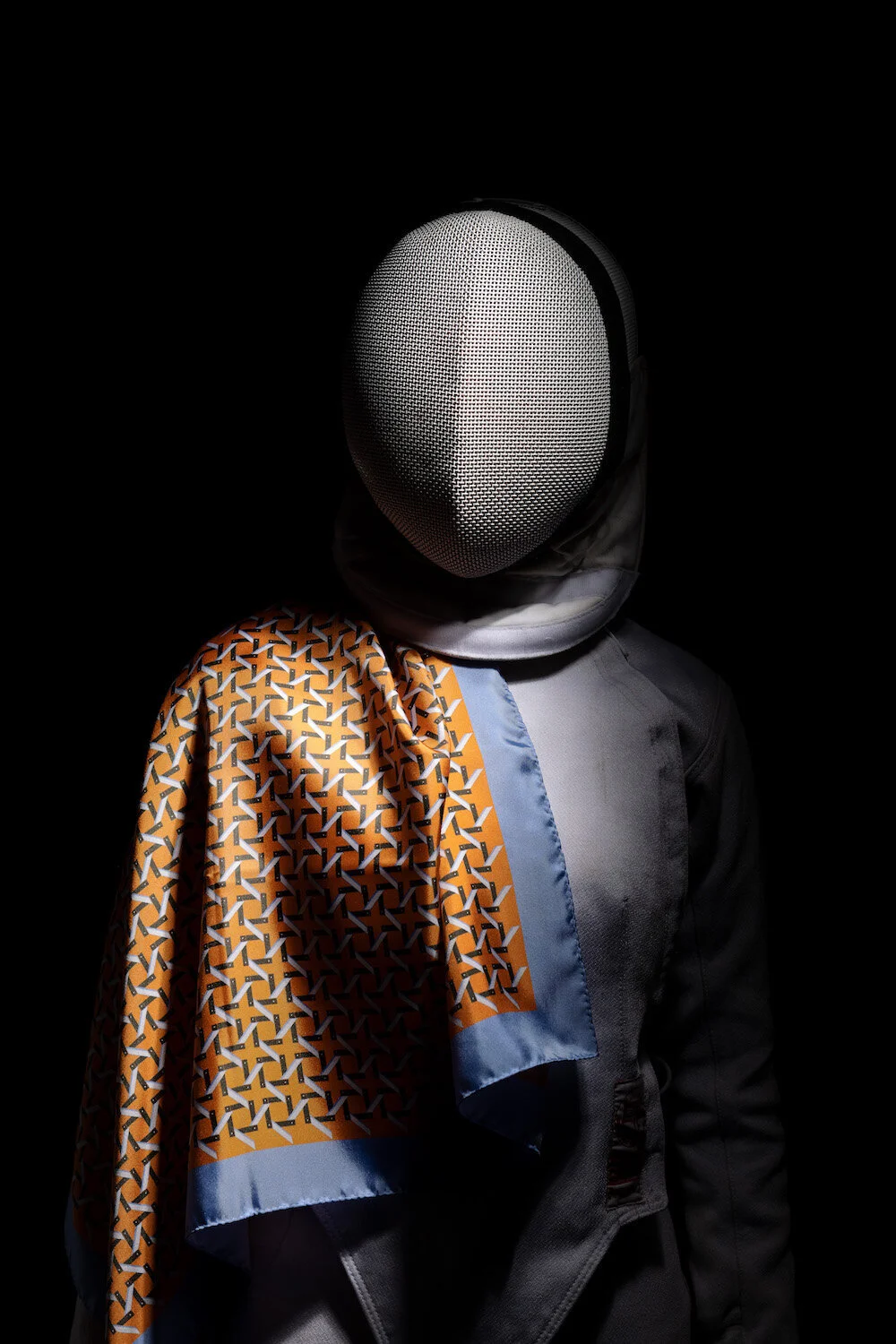 foulard+soie+orange+cape+escrime.jpeg