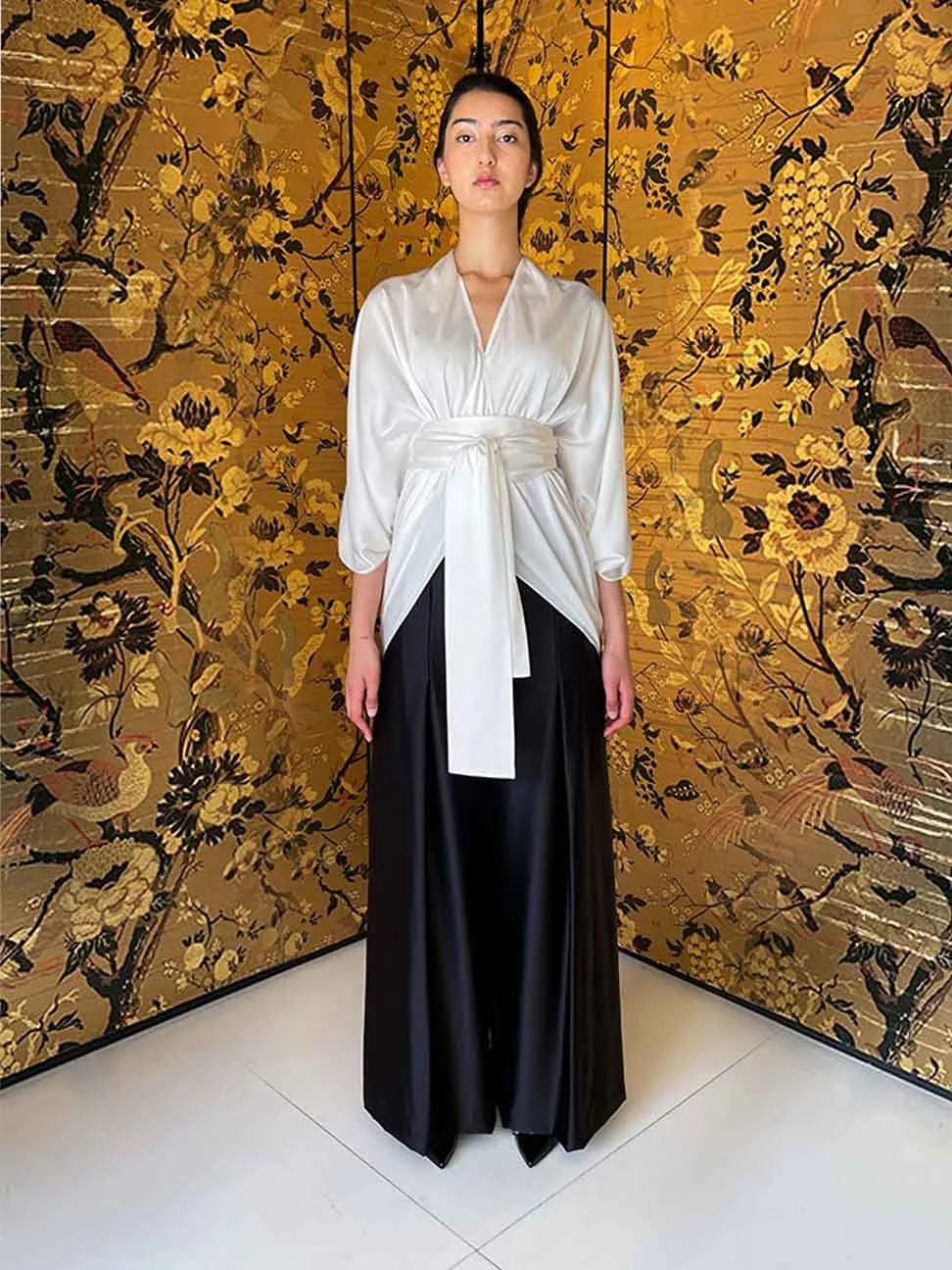 EPOK-ECOMMERCE-WRAP-BLOUSE-SILK-PEARL-WHITE-FRONT-2 (Copy)