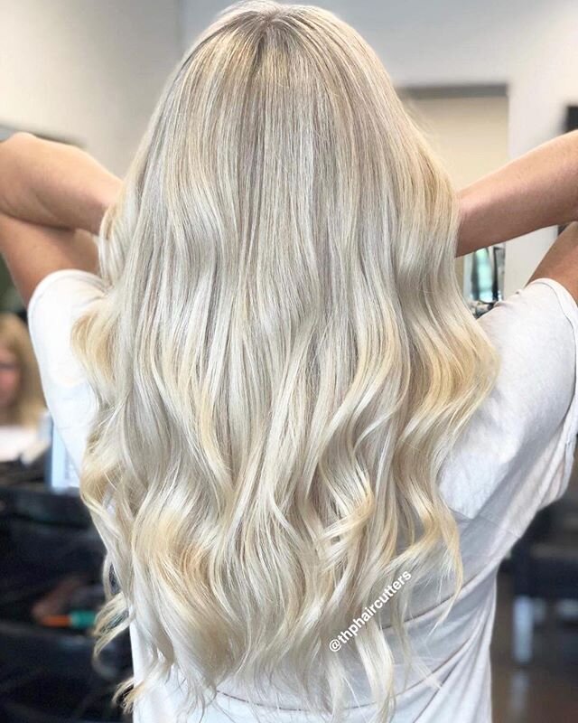 Hair Models WANTED!⠀⠀⠀⠀⠀⠀⠀⠀⠀
If you are available to be a model on our training days we offer a 20% discount on your service.  DM us &amp; we will be in touch when we schedule training each month ❤️⠀⠀⠀⠀⠀⠀⠀⠀⠀
.⠀⠀⠀⠀⠀⠀⠀⠀⠀
Hair by #thpstylist @regina_thp