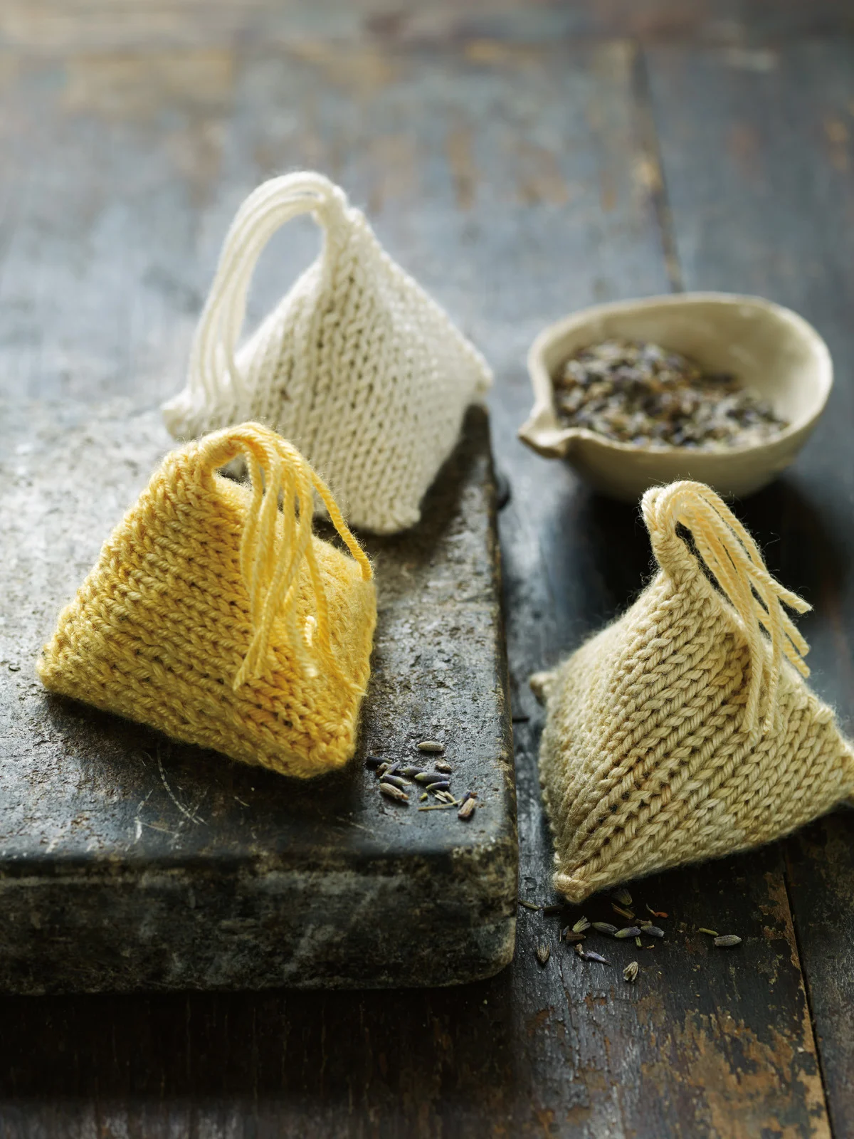 morelastminknitgift_p23.jpg