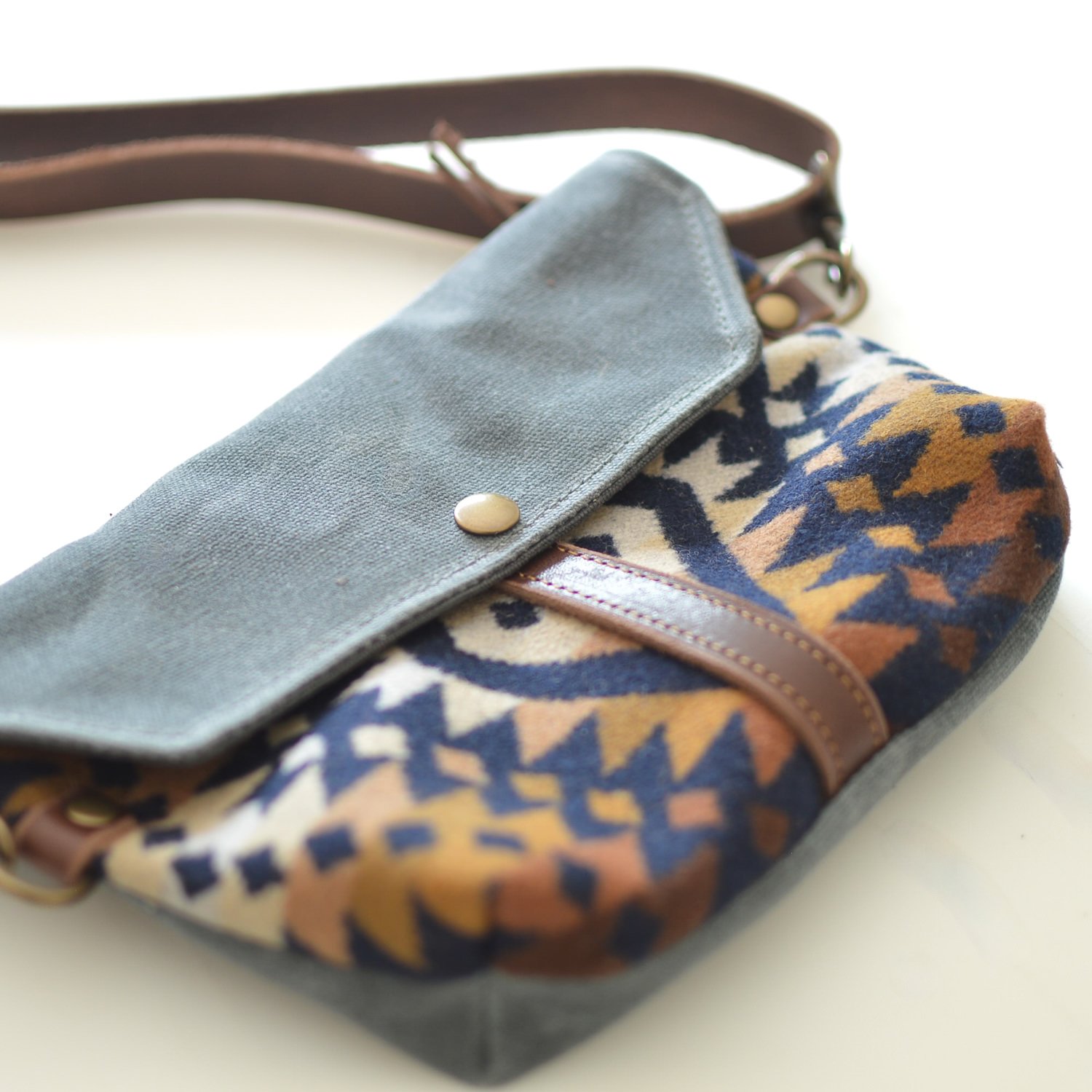 Pendleton Waxed Canvas Fanny Pack13.jpg