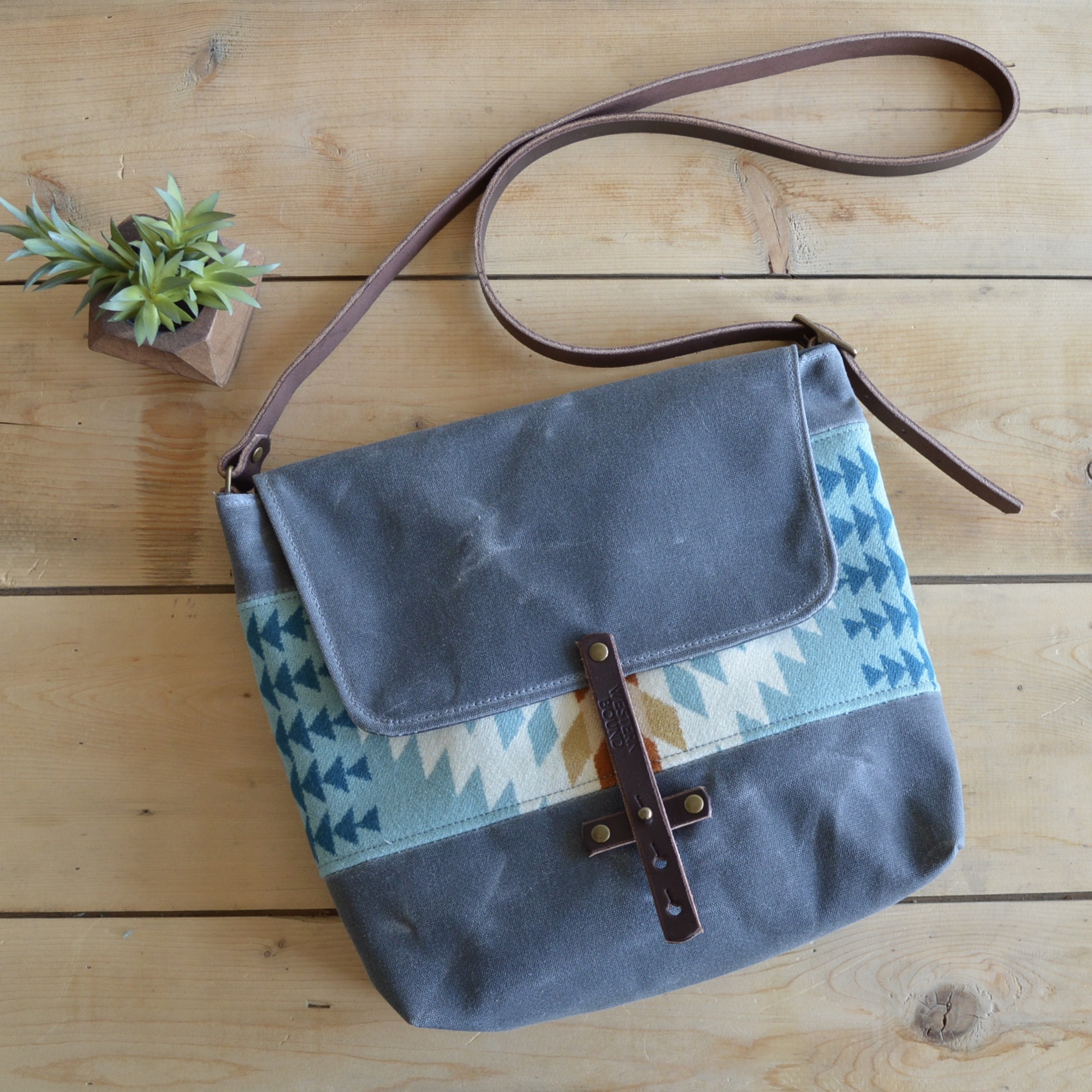 WWestern Bound Goods Pendleton Crossbody Bag
