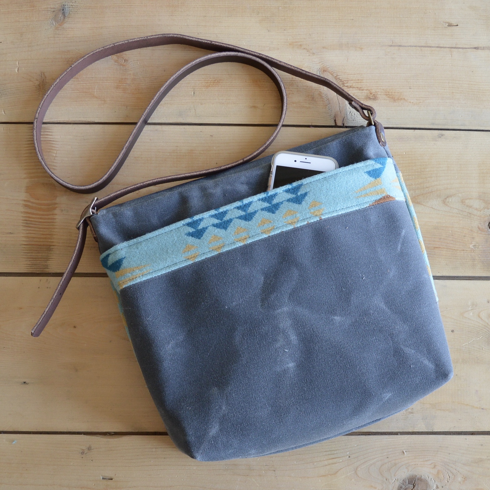 Western Bound Goods Pendleton Crossbody Bag