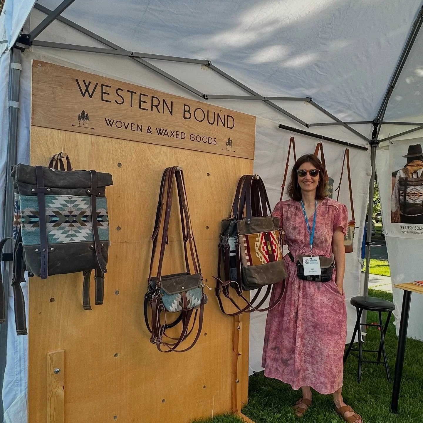 Thank you Bozeman for coming out strong to support your local artists! Always a pleasure to see and chat with my community. 
.
#bozeman #bozemanmontana #slamfestival