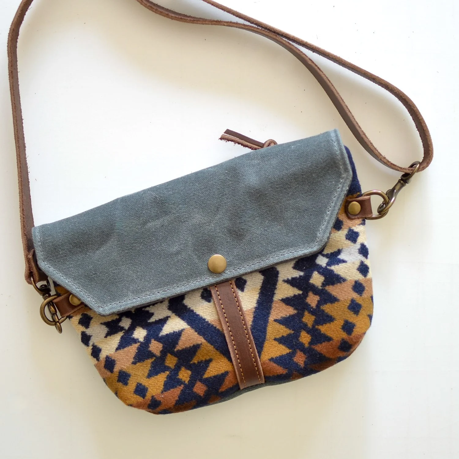 Hip Pack Crossbody Bag - Mission Trails Navy