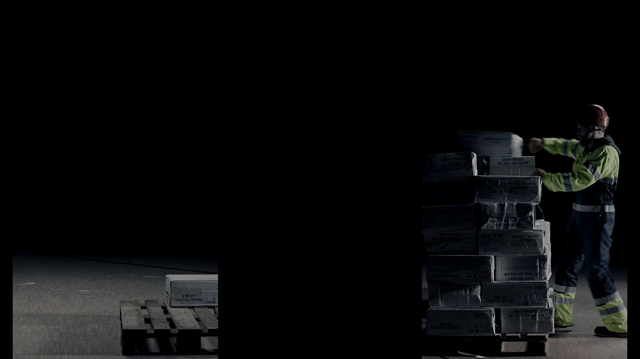 3 synchronized stills from Labour Move . DOP: Dennis Helm
