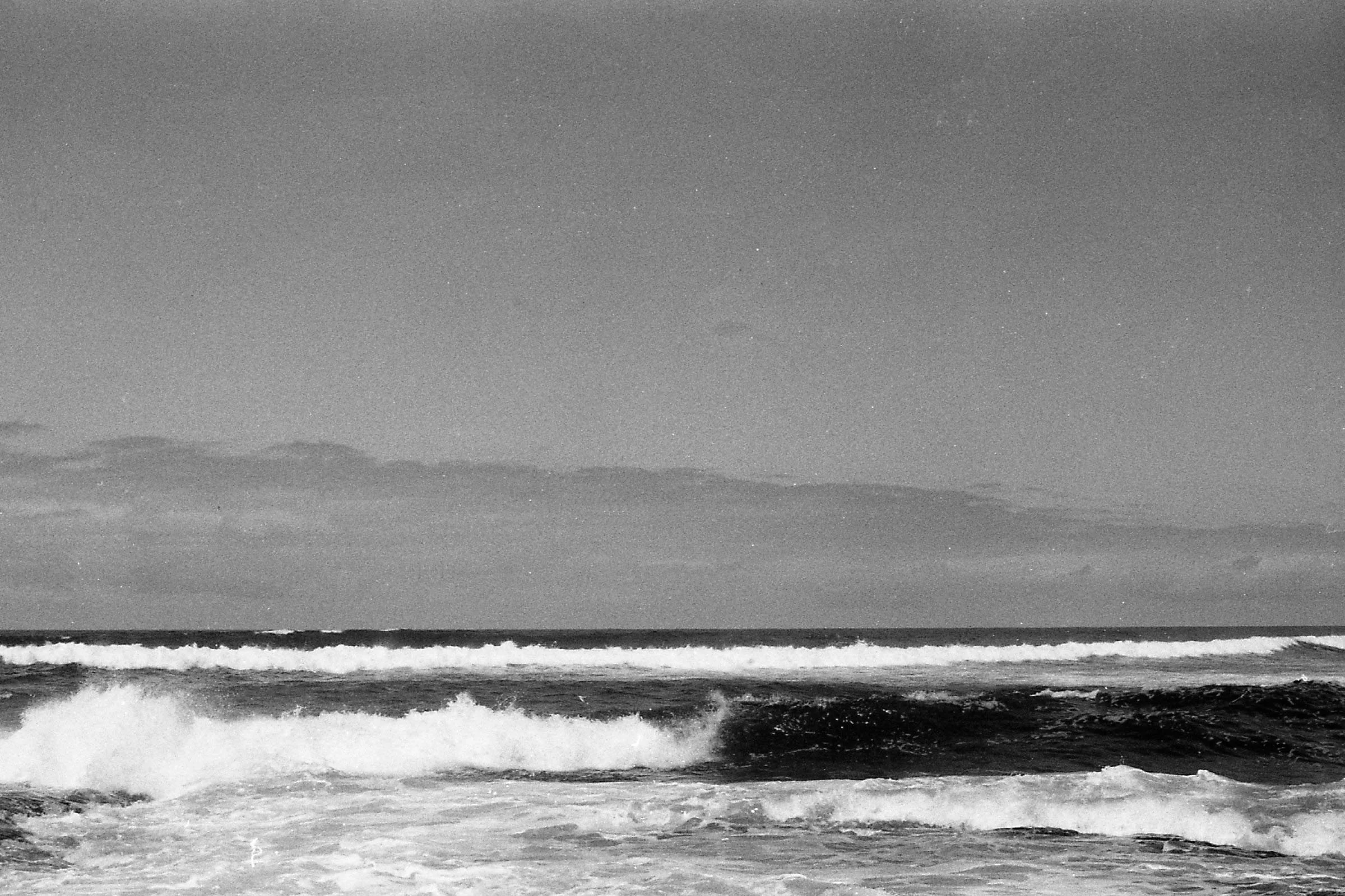 Ocean waves.jpg