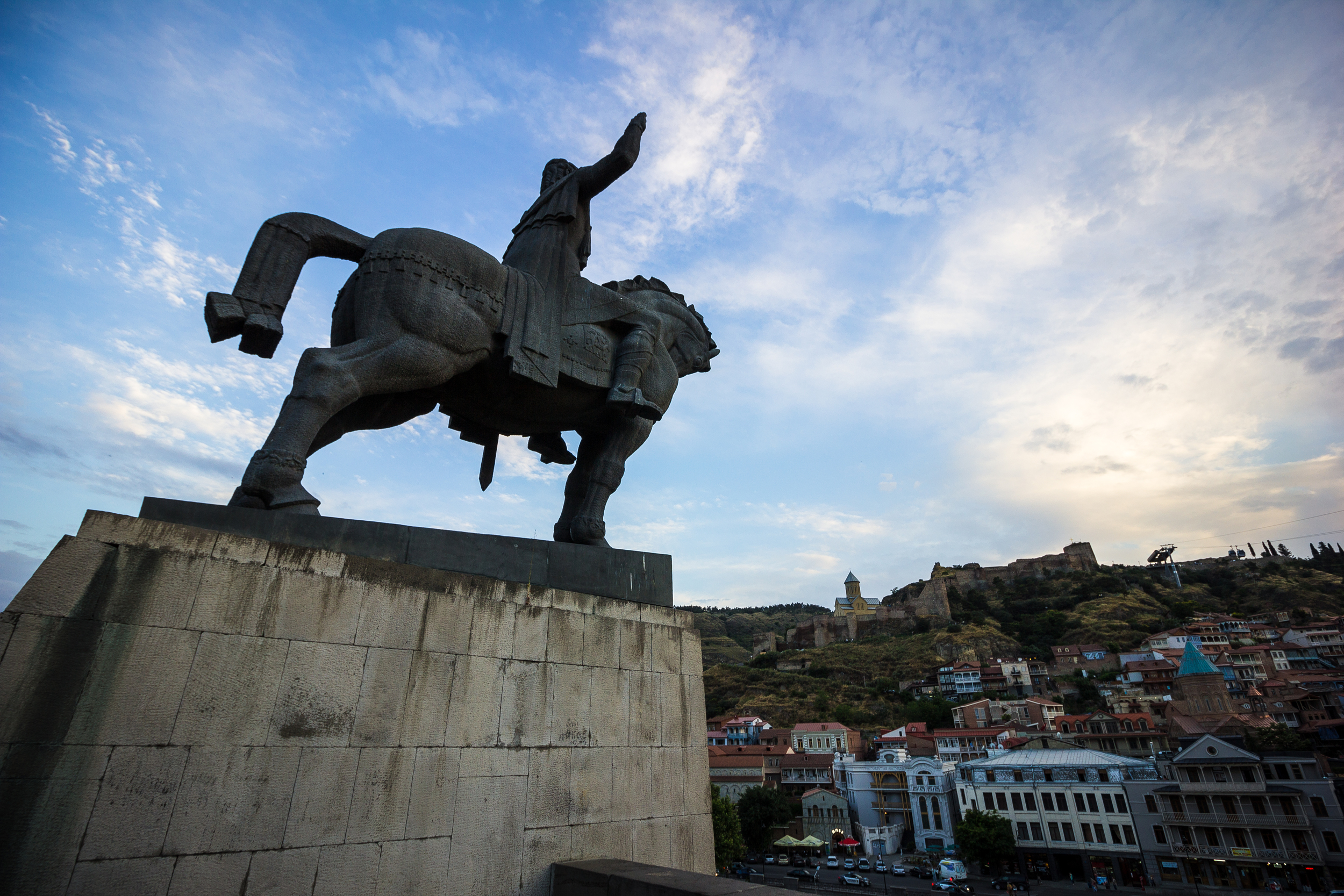 Vakhtang Gorgasali Monument