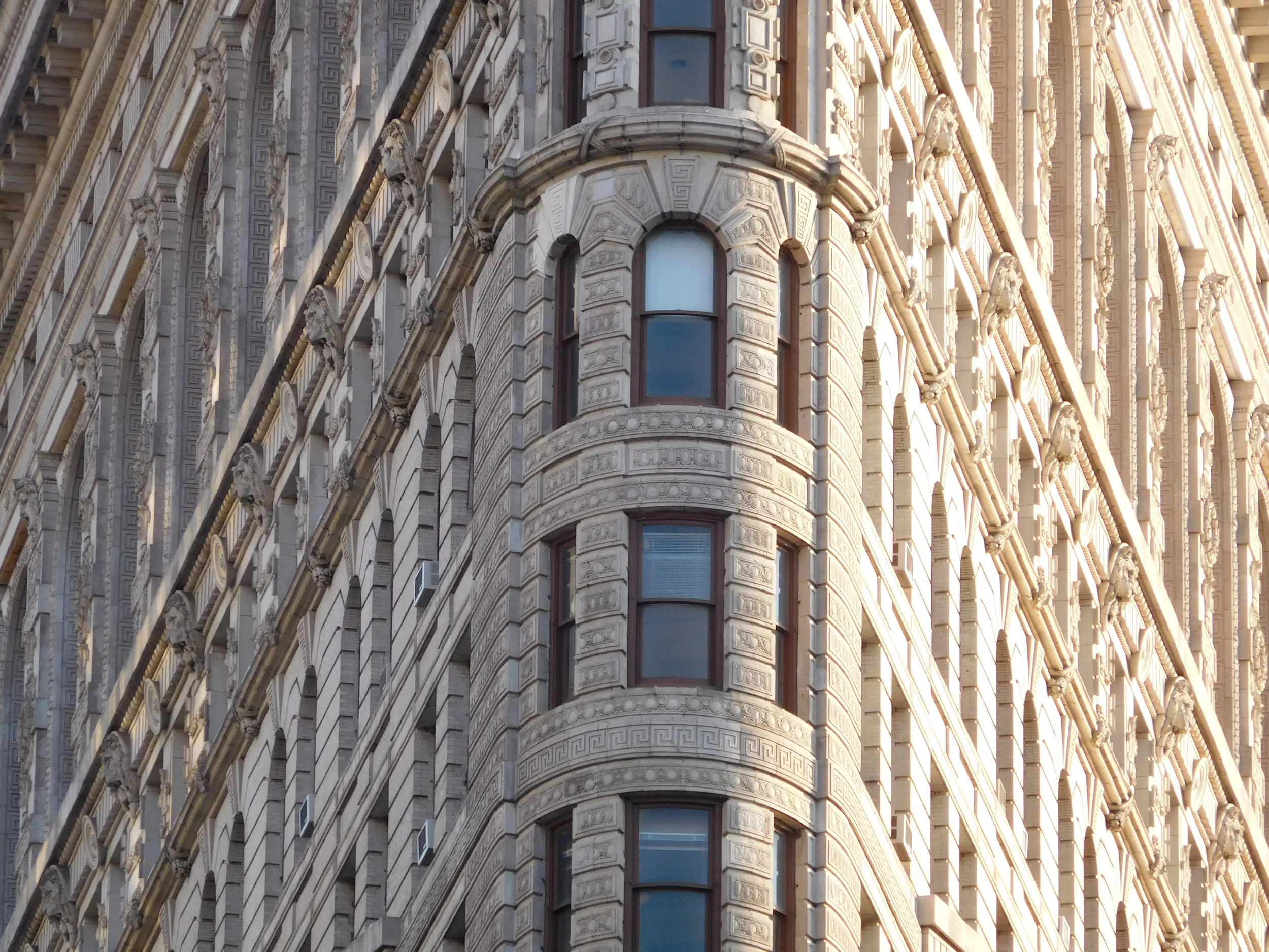 Flatiron Building, 175 5th Ave by Burnham & Dinkelberg – 1902
