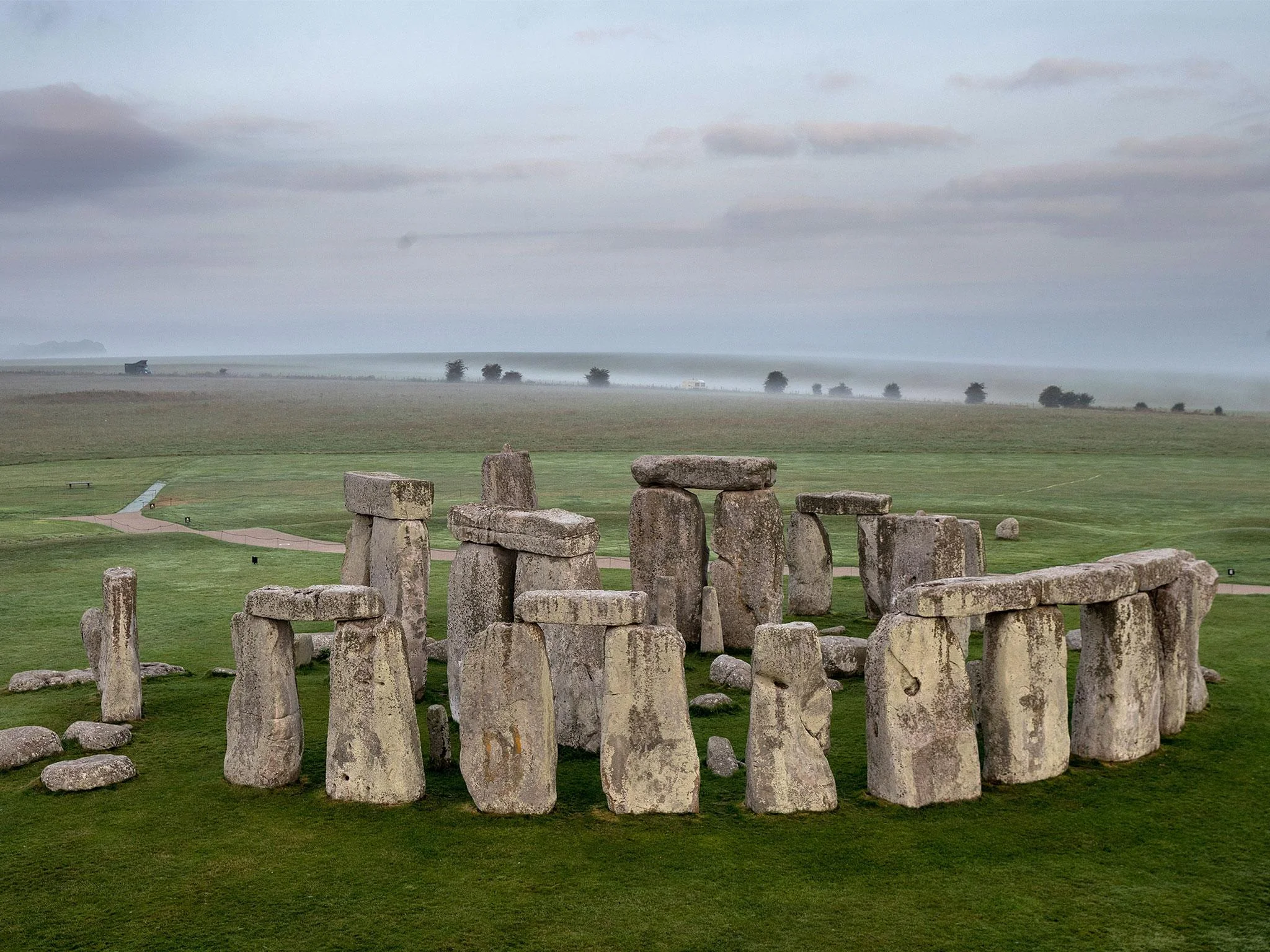 stonehenge.jpg