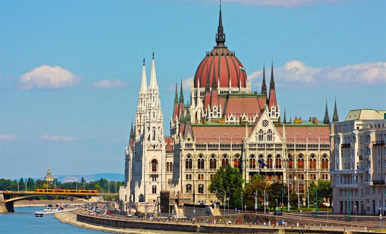 Buda Castle Explorer.jpg