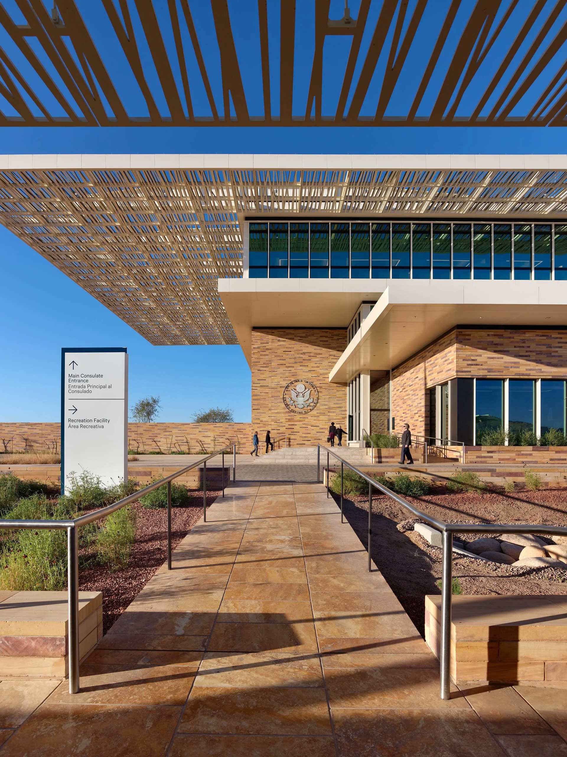 Nogales Alan Karchmer (2).jpg