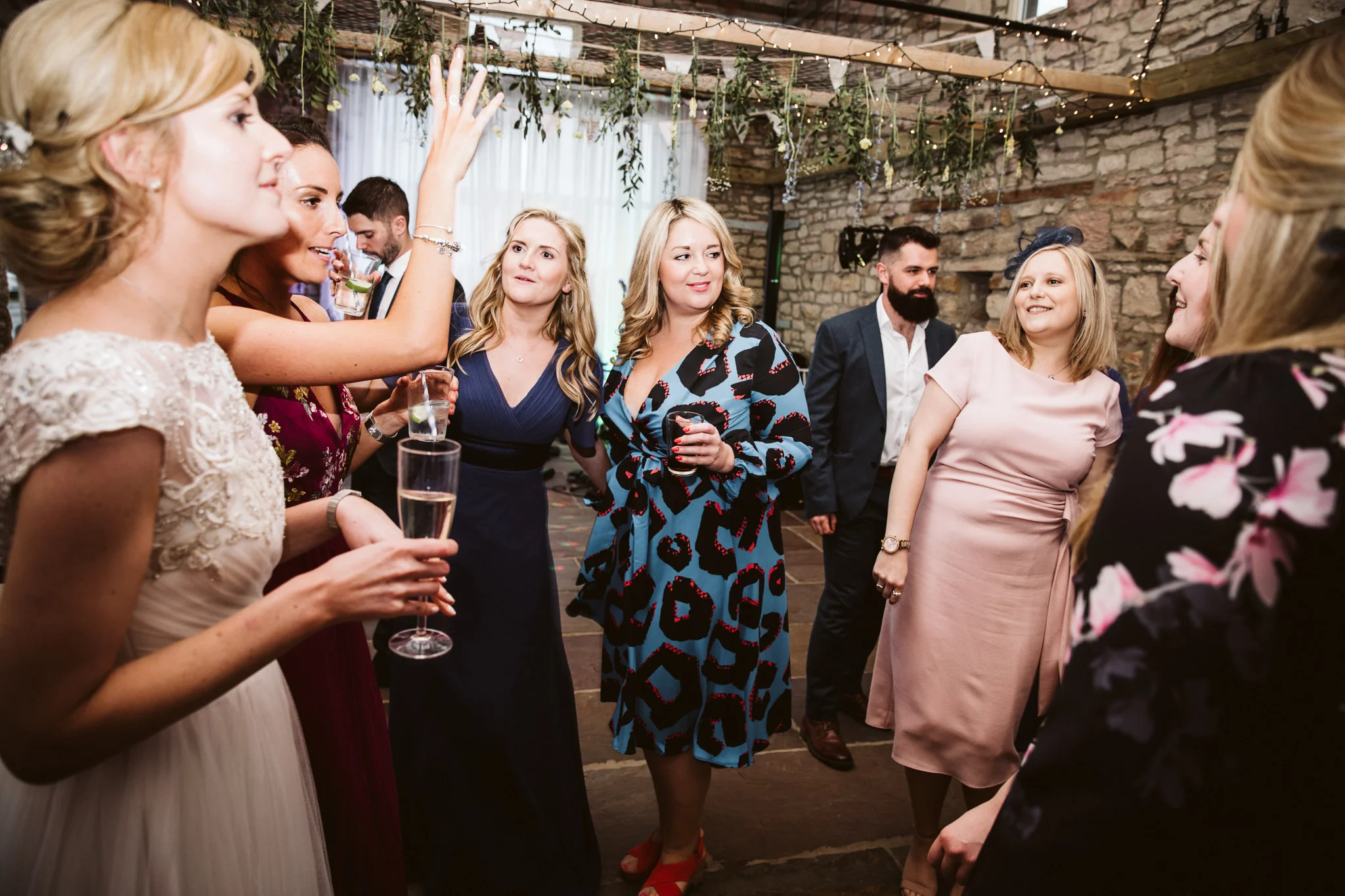 northside-farm-wedding-northumberland-margarita-hope (156).jpg