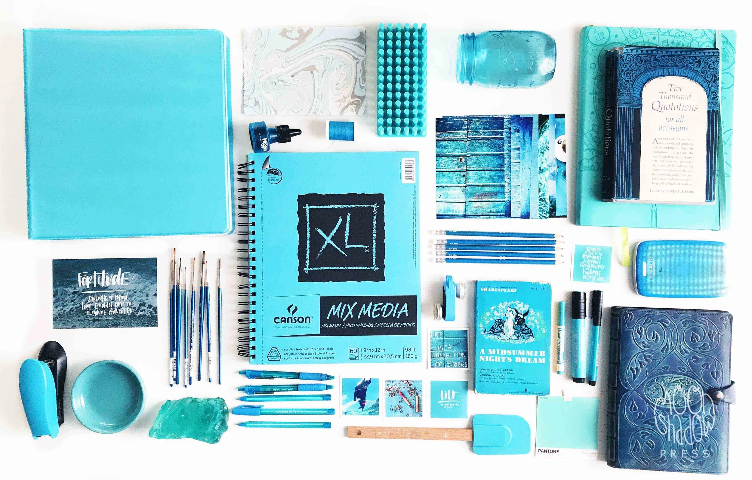cyan-flatlay-sL.jpg