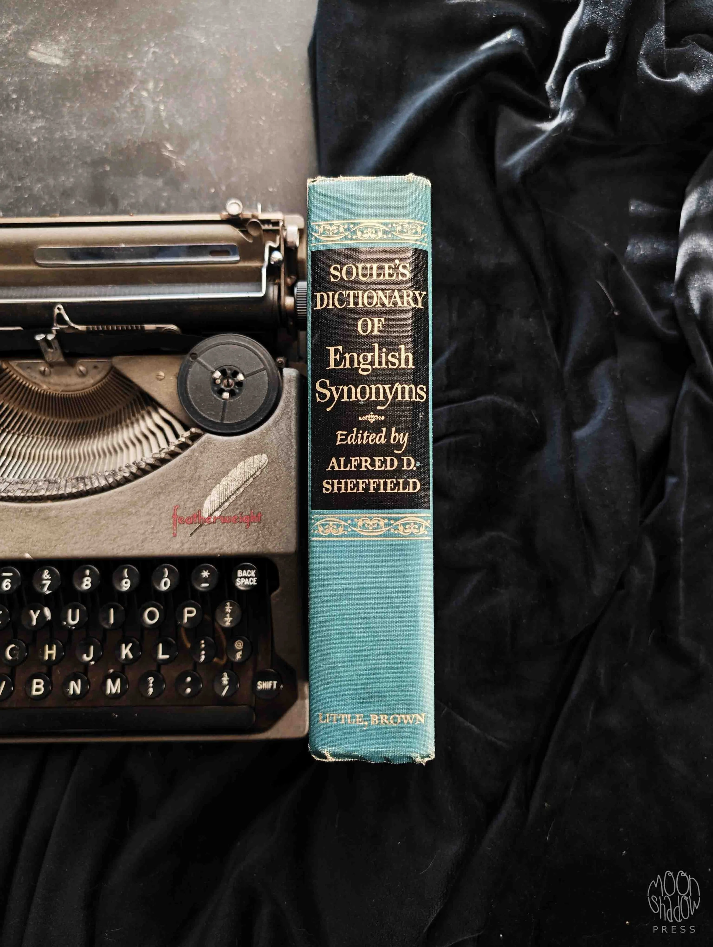 BC-EnglishSynonyms-2L.jpg