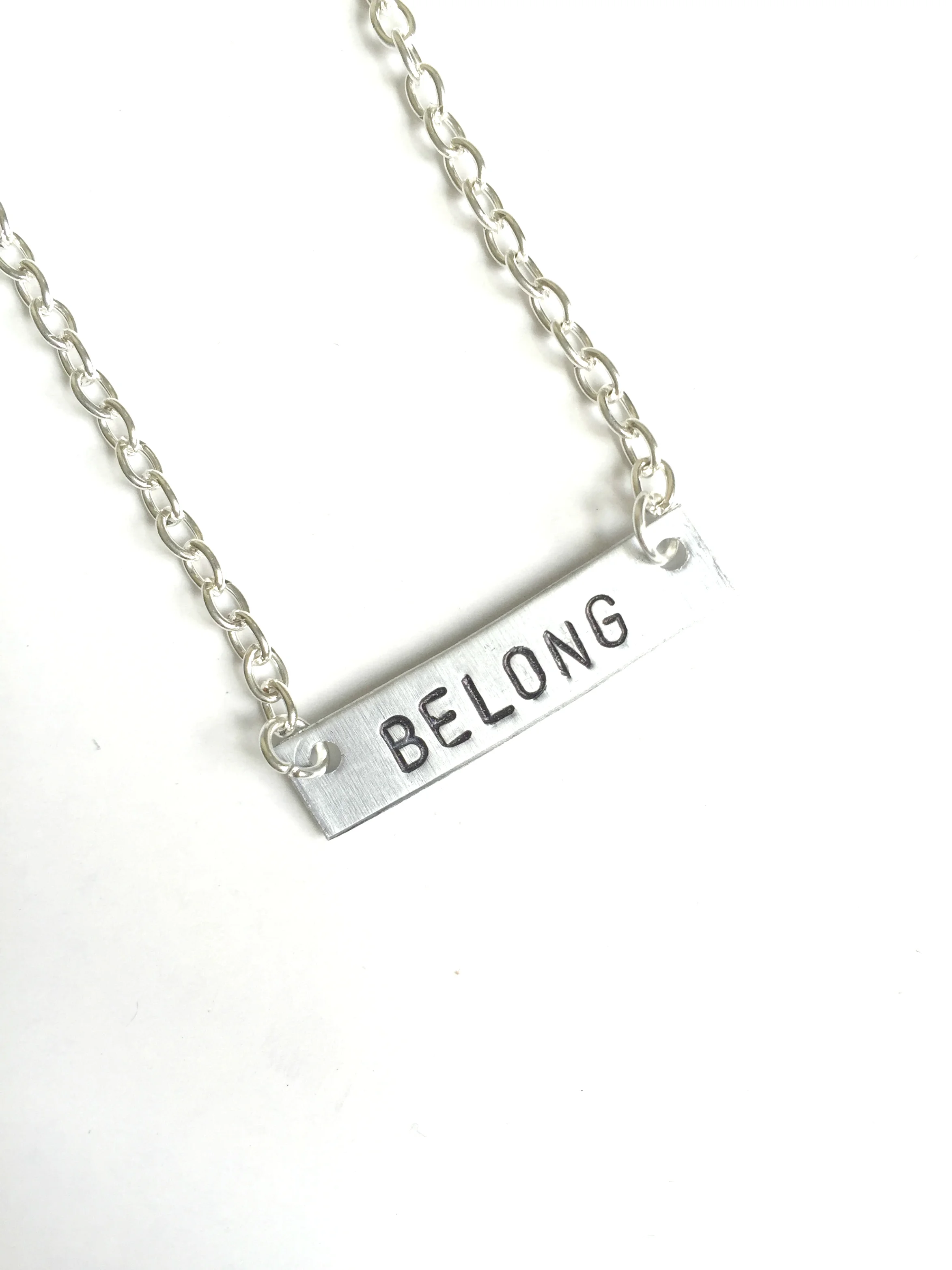 BELONG BAR NECKLACE
