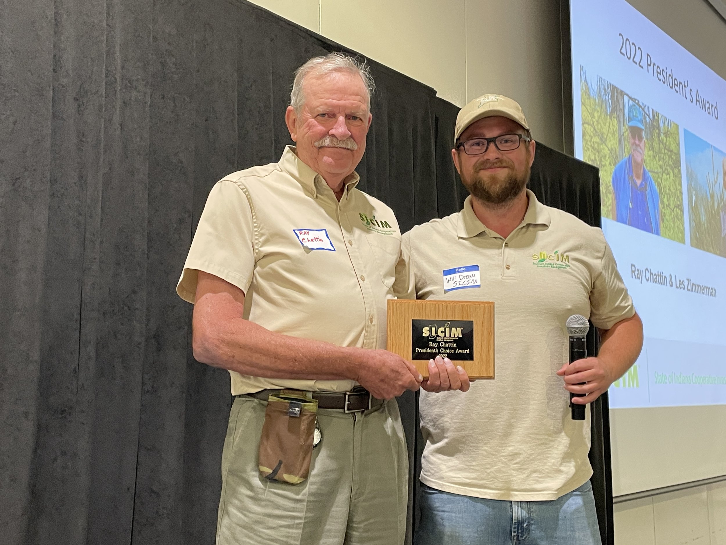  Ray Chattin and Les Zimmerman (not pictured) were awarded the SICIM President’s Award by Will Drews 