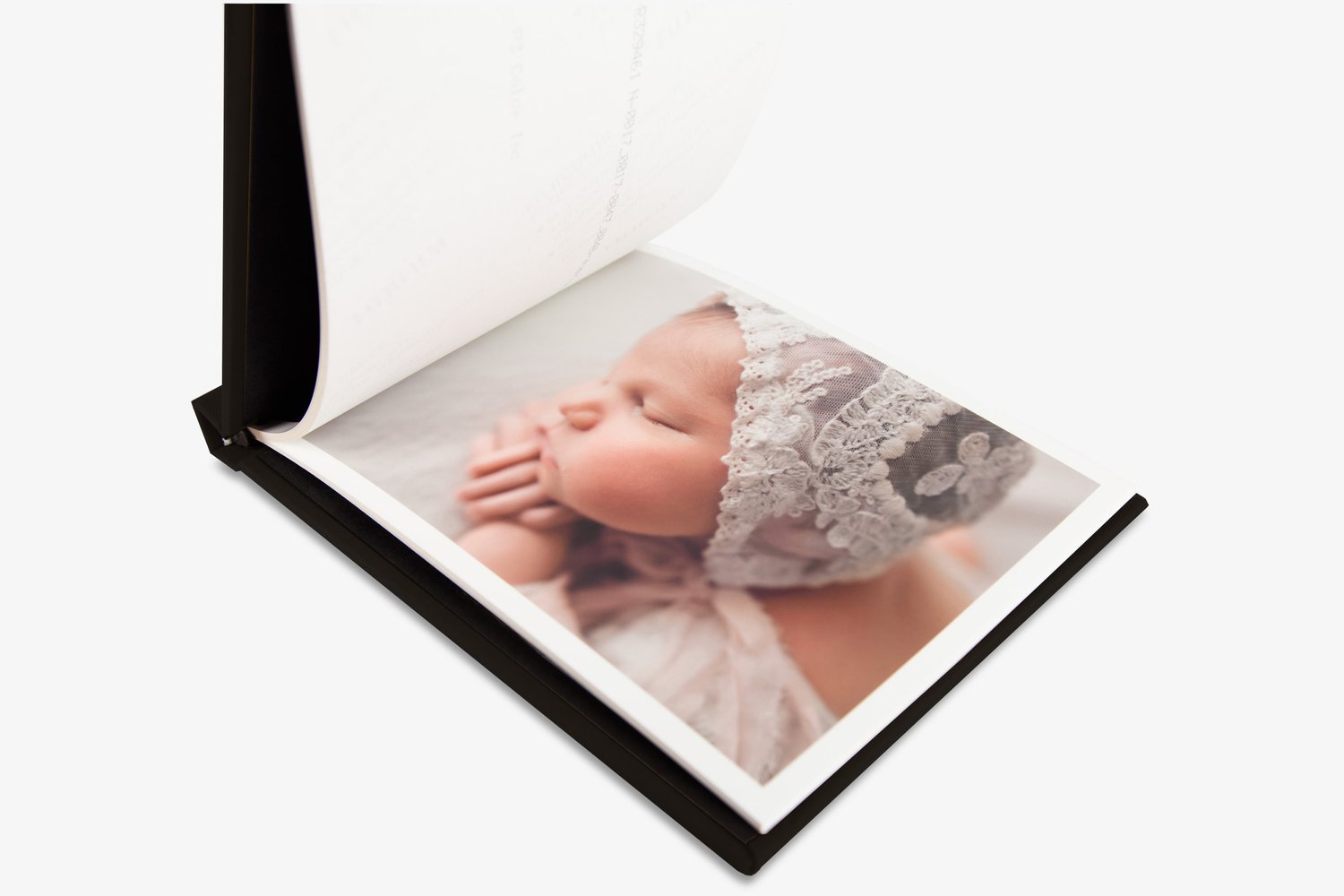 Capturing The First Year Of Your Baby In A Photo Book