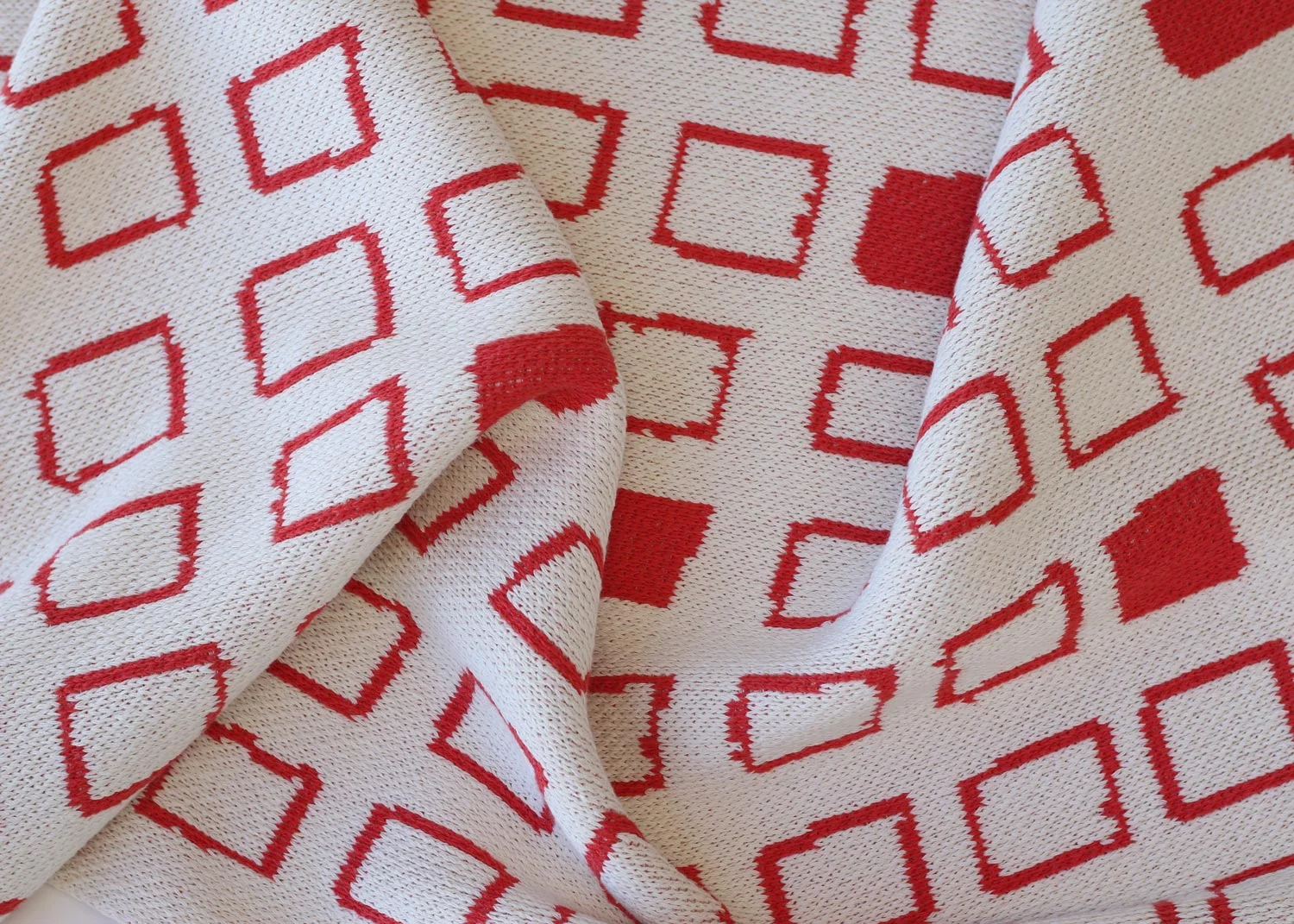 RED SQUARE BLANKET