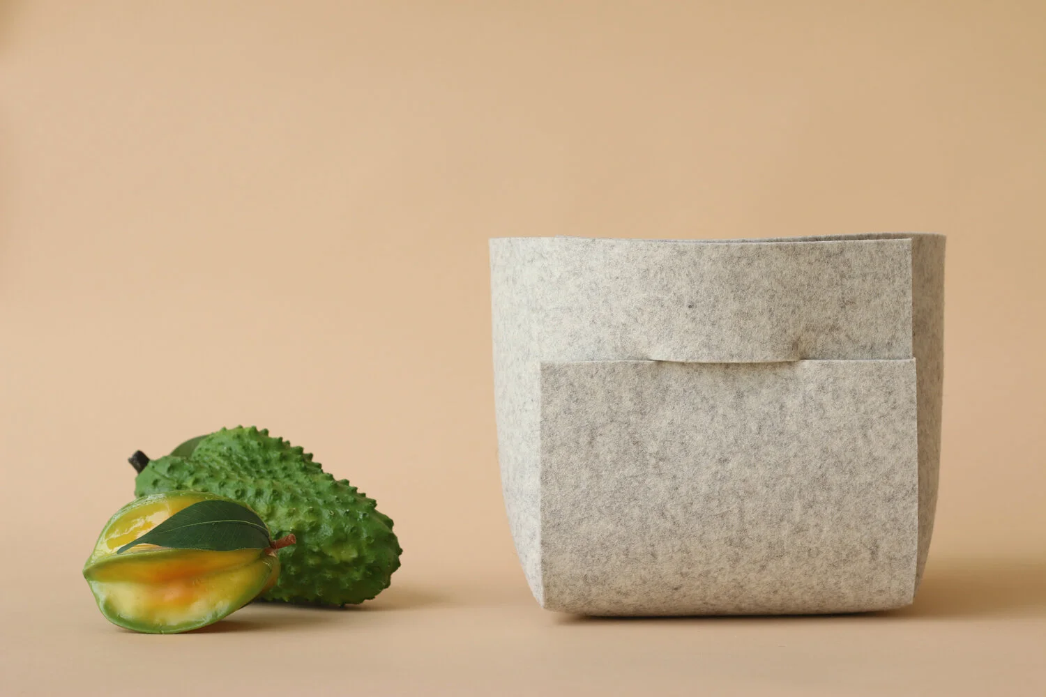 GRAY TUB