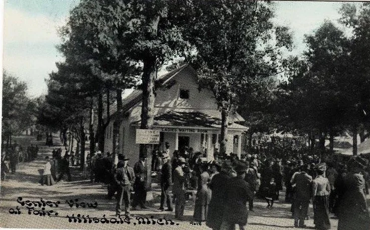Fair Hillsdale Co. Photo Bldg.jpg