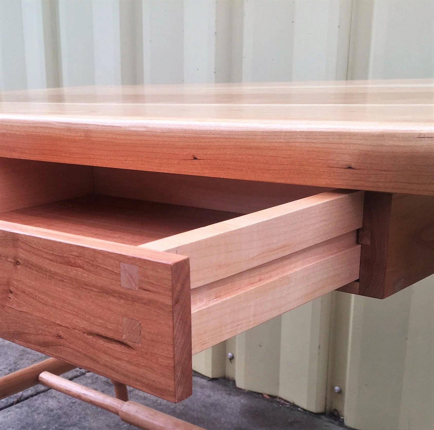 Bowie Desk, detail