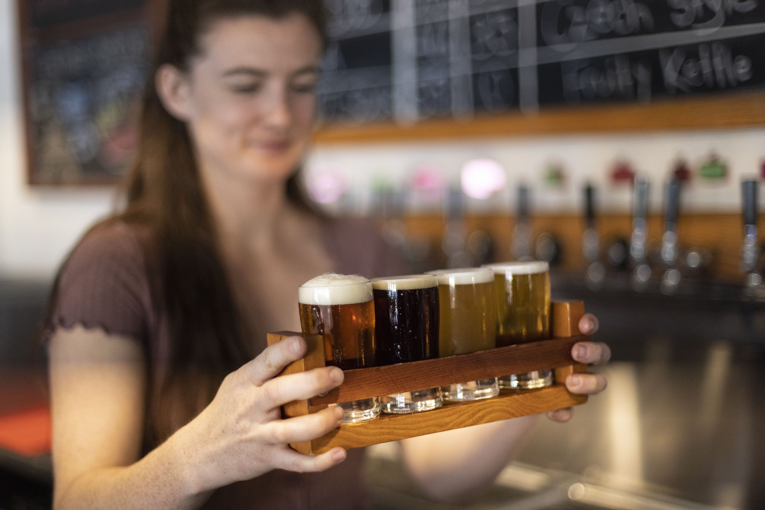 12AleTrailsKamloopsWilliamsLake_RedCollarBrewing_BenHaggarPhoto.jpeg