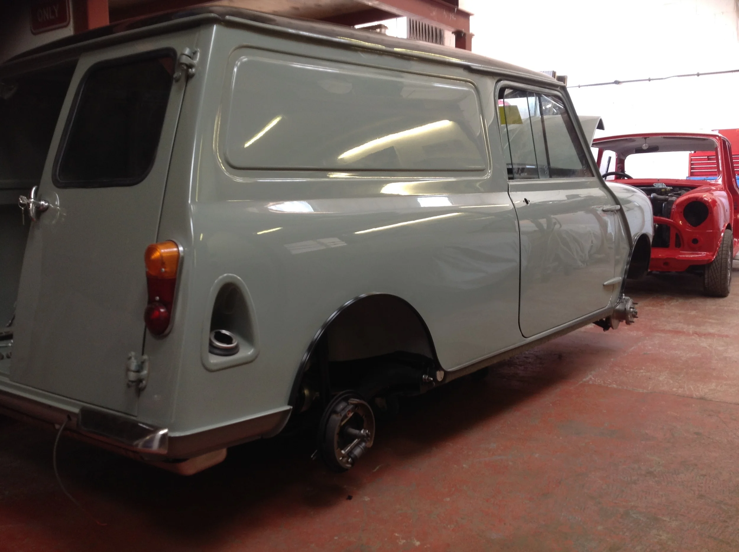 TRMC_Classic_Mini_Van_Side_View