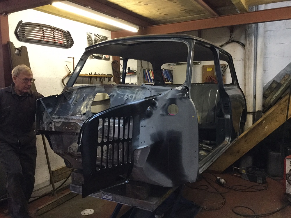 The-Real-Mini-Company_Mini-Neon-Stripped-in-Workshop.jpg