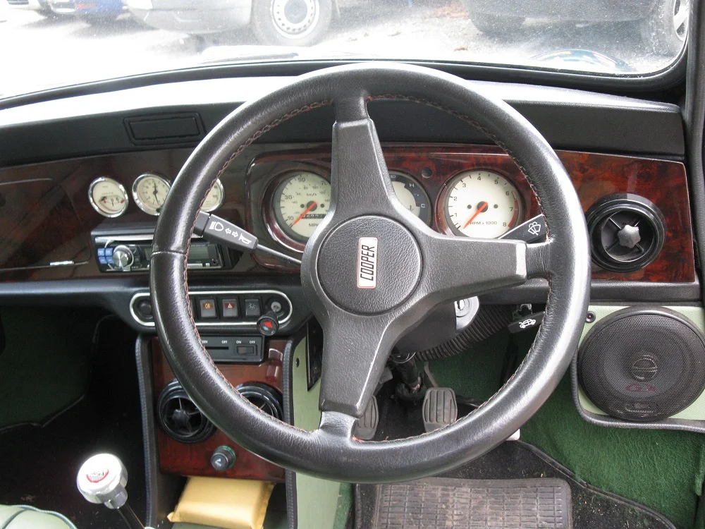 dq min 005.jpg