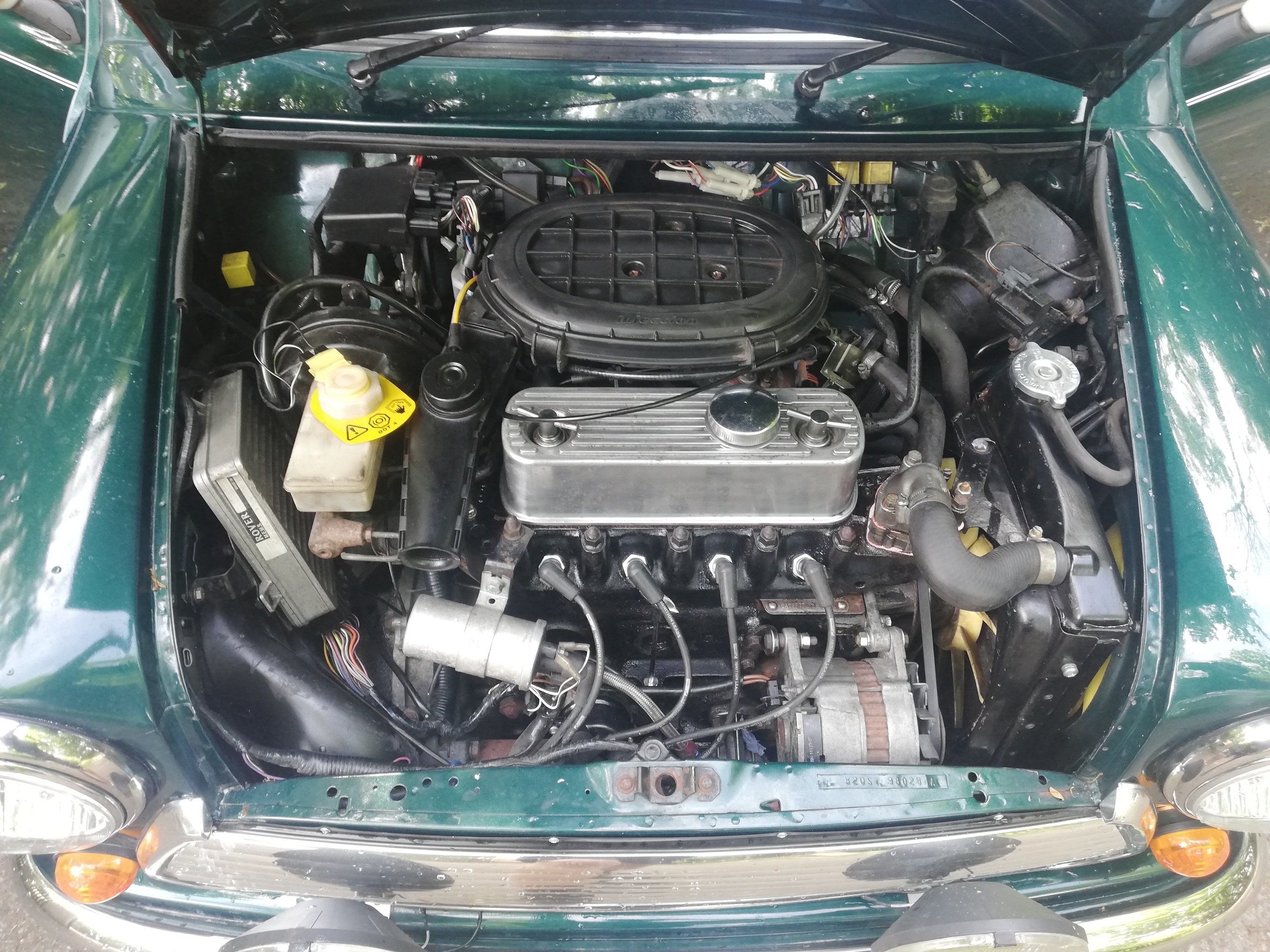 Green Mini Cooper 1275 SPI for sale Real Mini Company engine.JPG