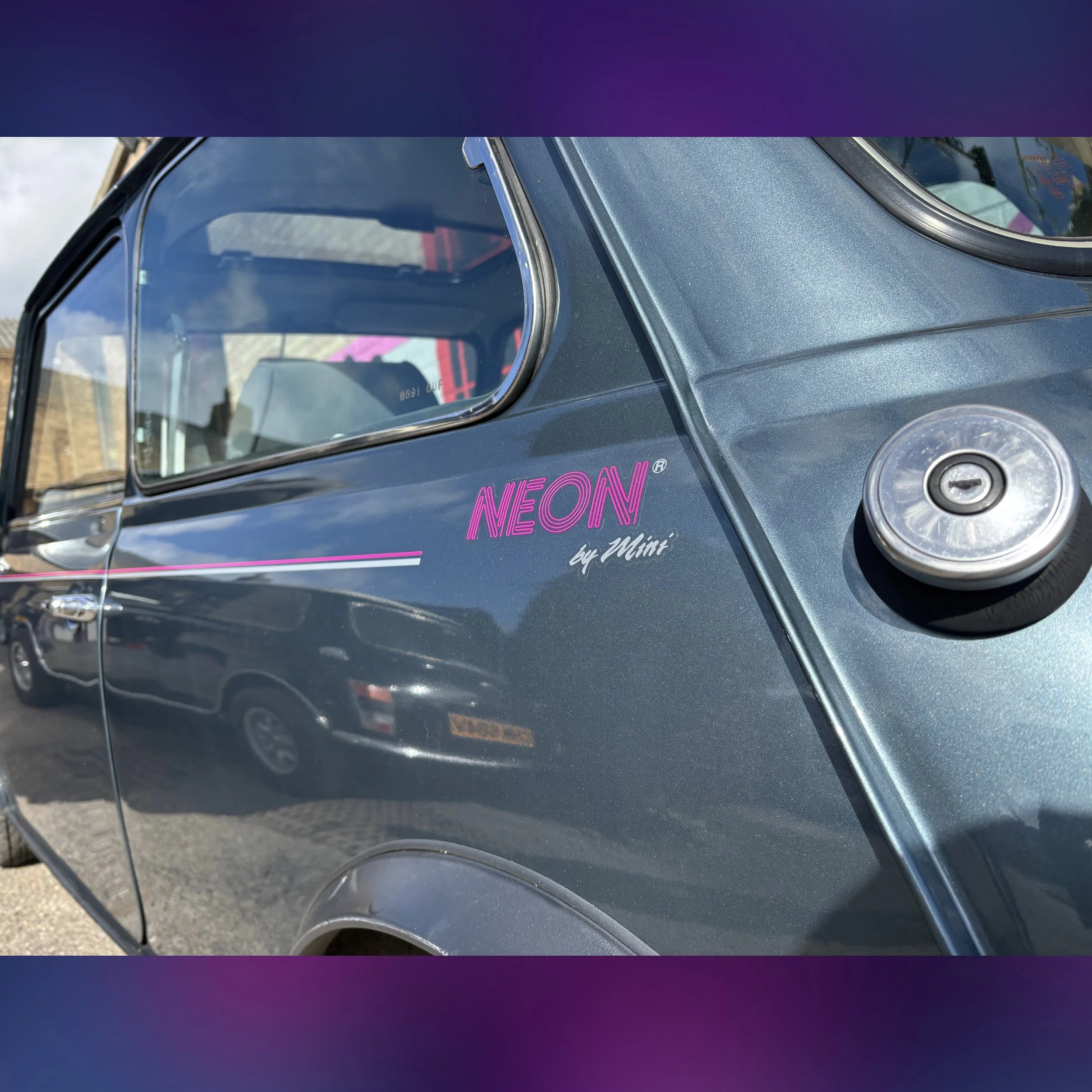 Mini Neon: One in 1500…