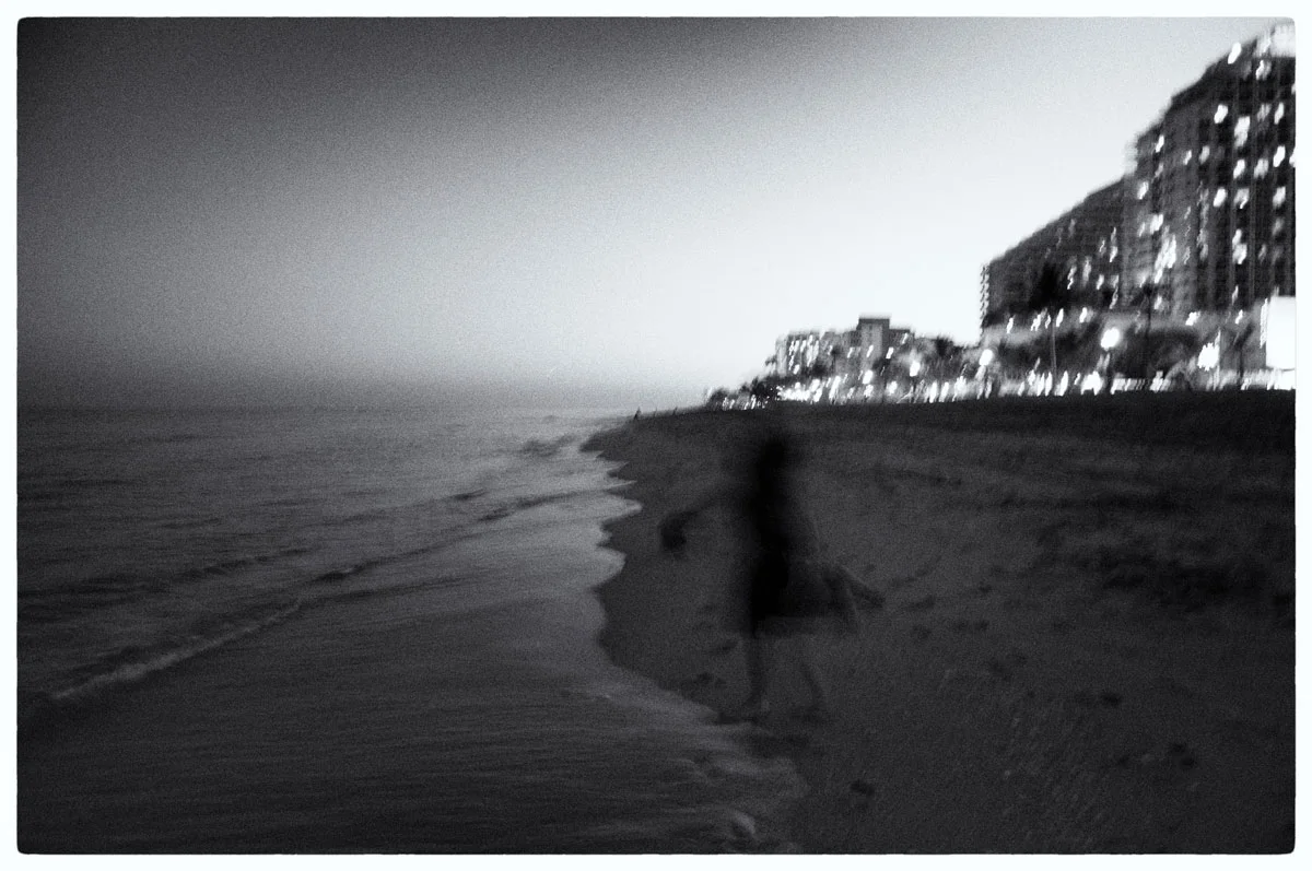 © DISTORTED LOVE by DELAFOI